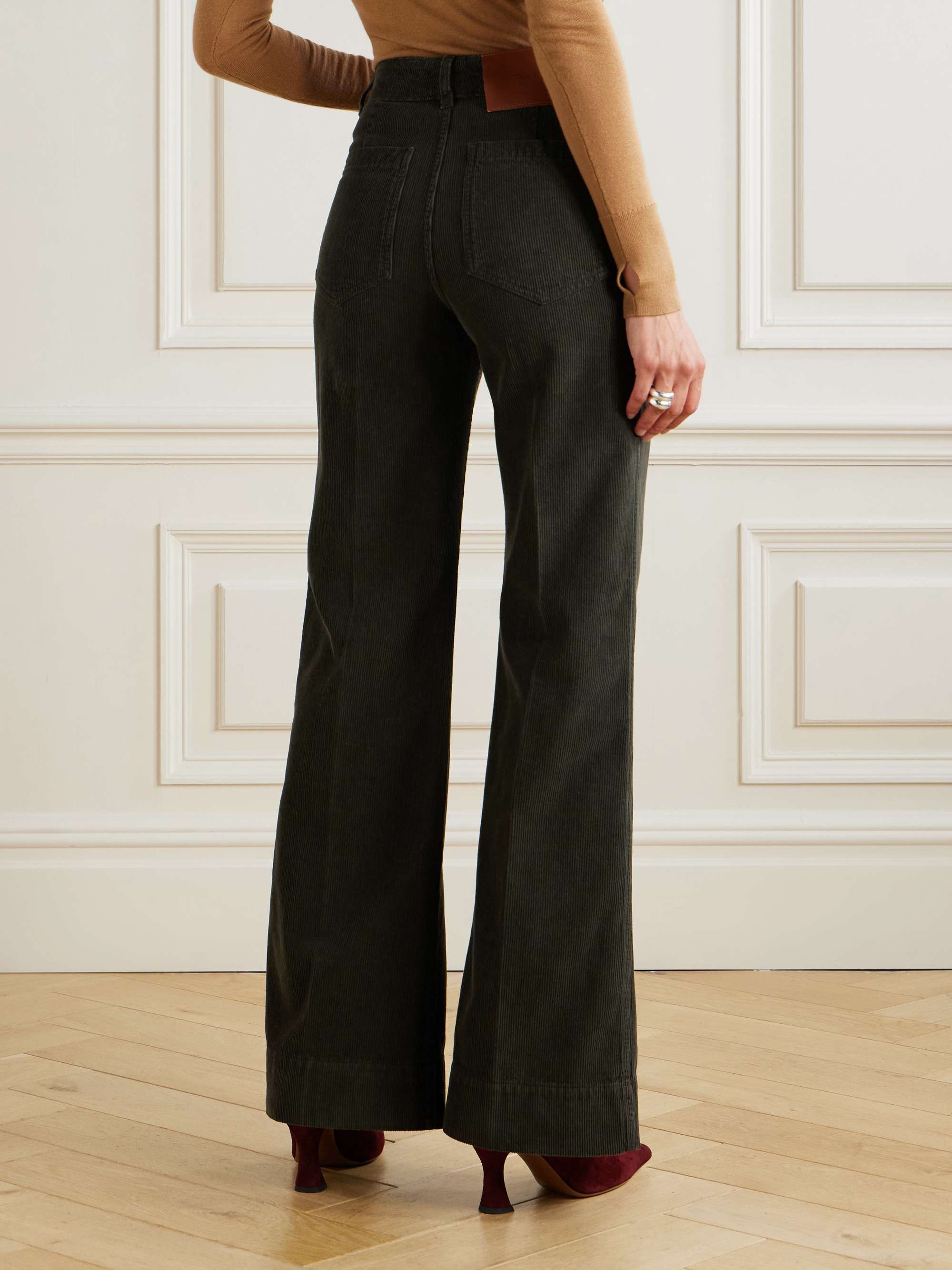VICTORIA BECKHAM