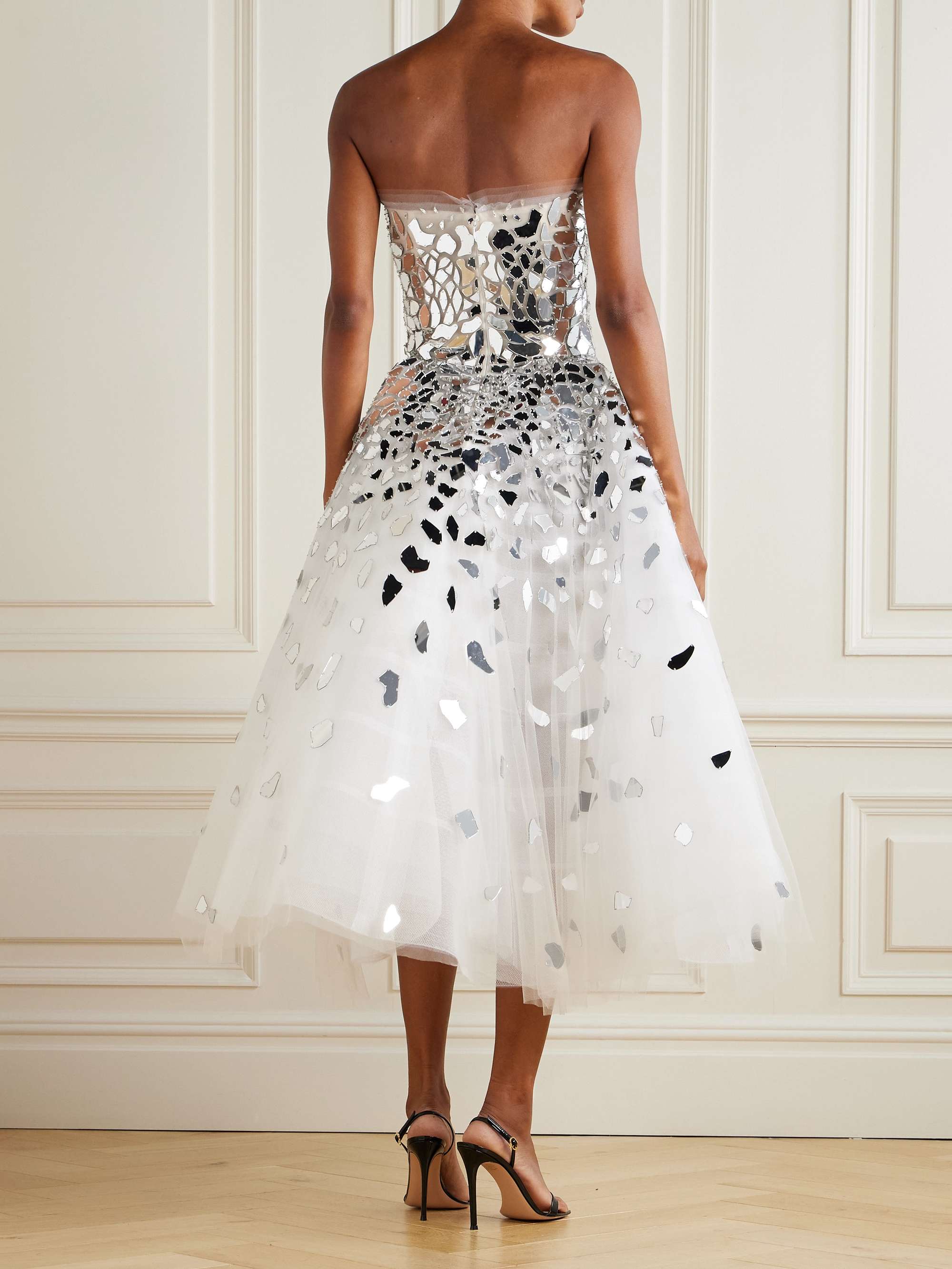 OSCAR DE LA RENTA