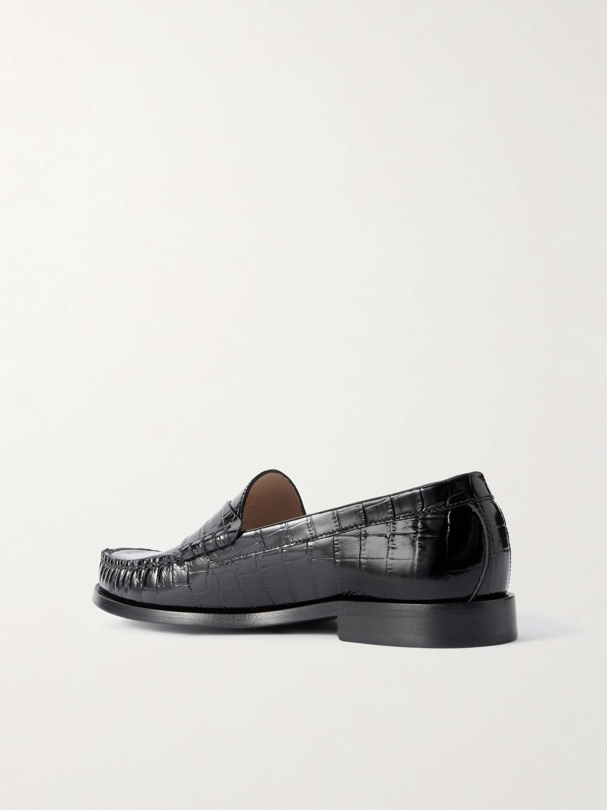 STUART WEITZMAN