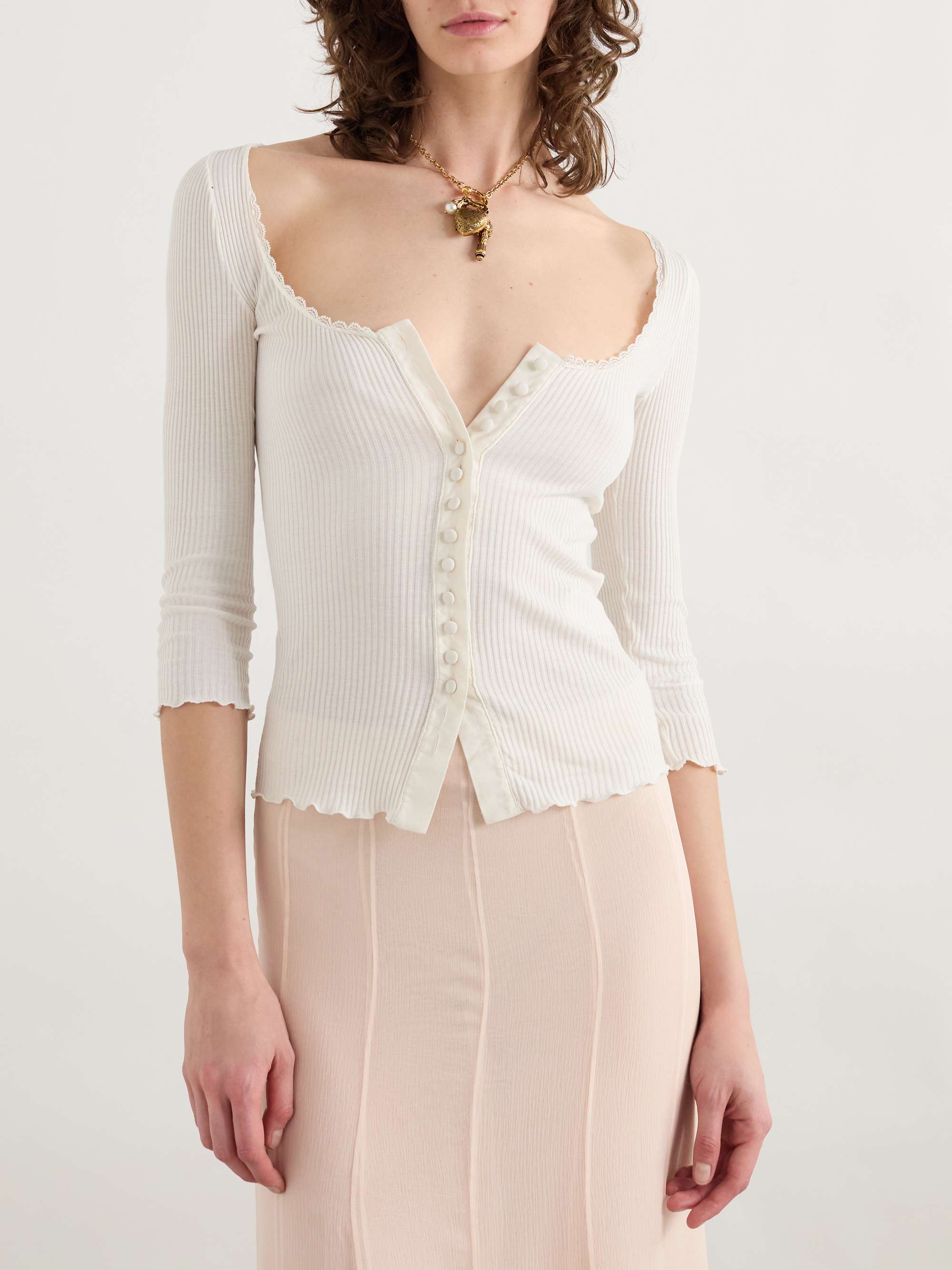 CHLOÉ