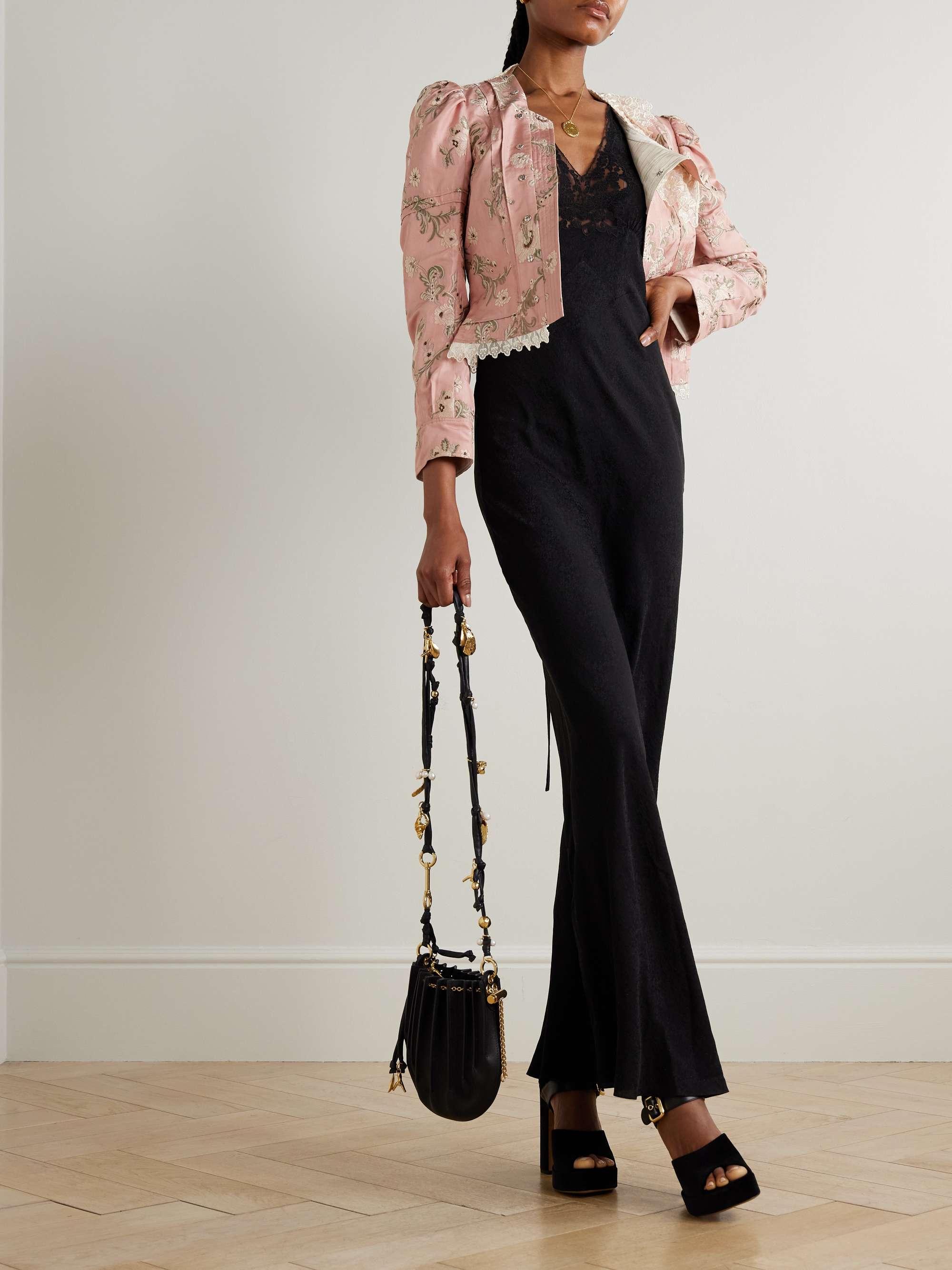 CHLOÉ