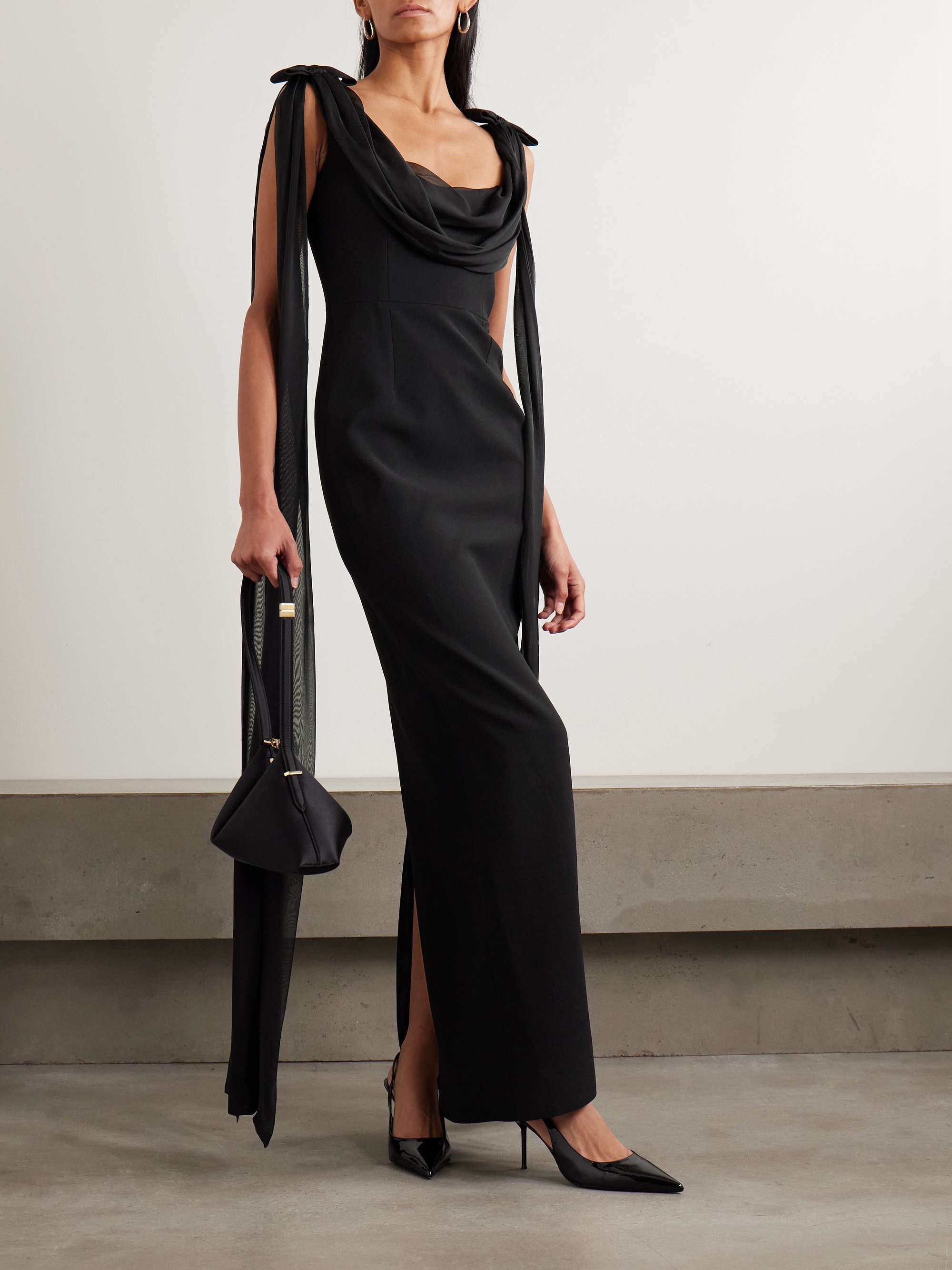 THE NEW ARRIVALS ILKYAZ OZEL