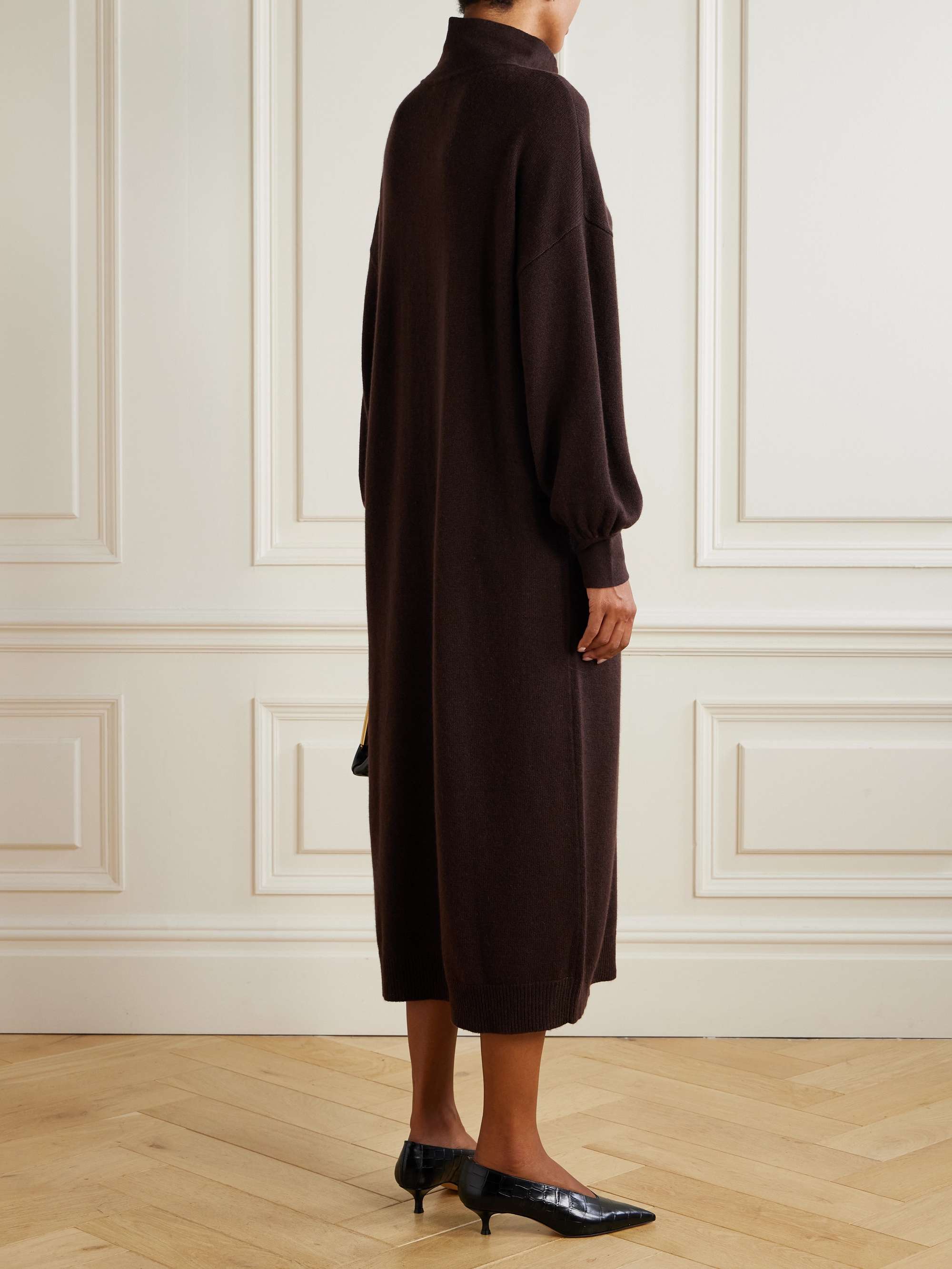ALLUDE