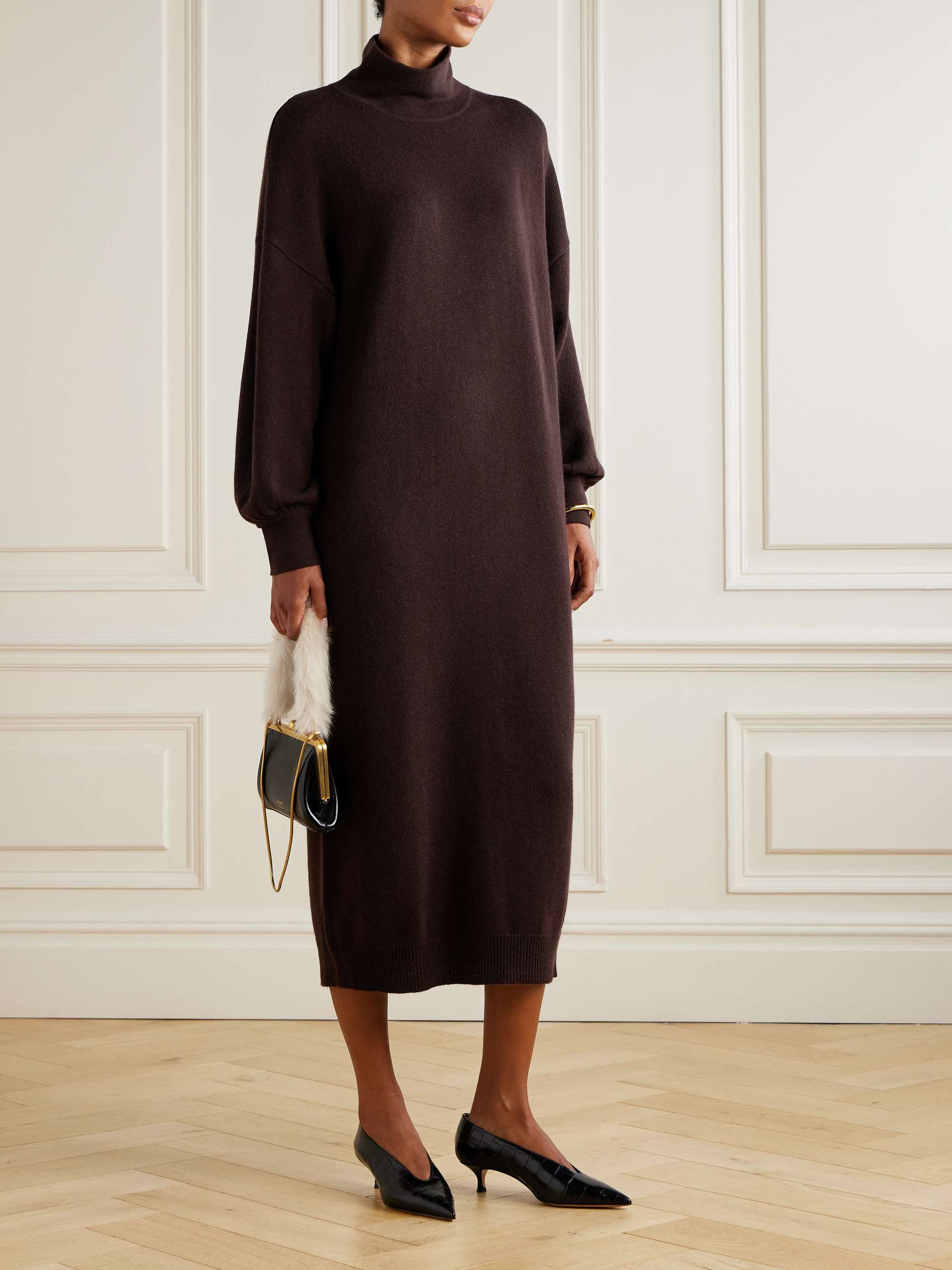 ALLUDE