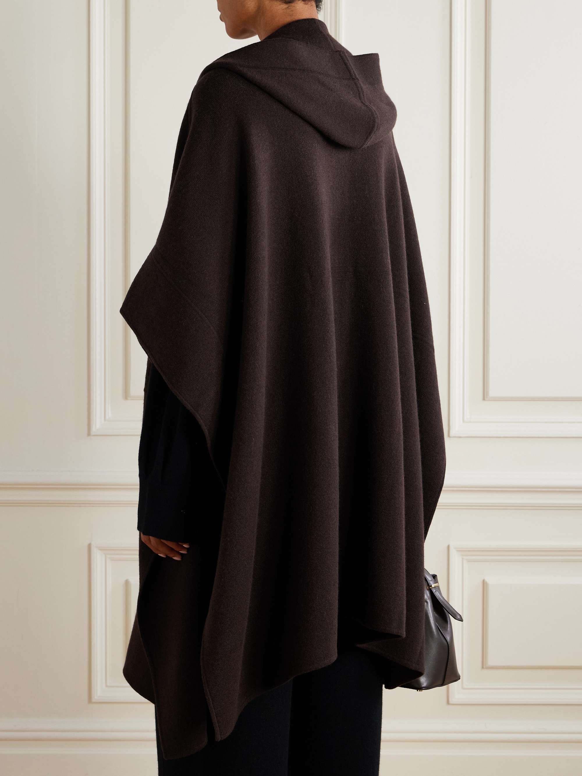 ALLUDE