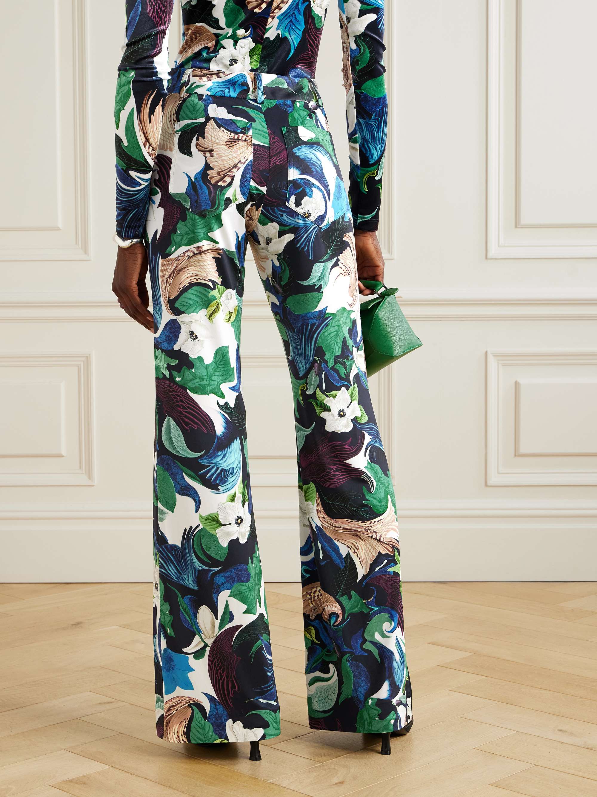 MARY KATRANTZOU