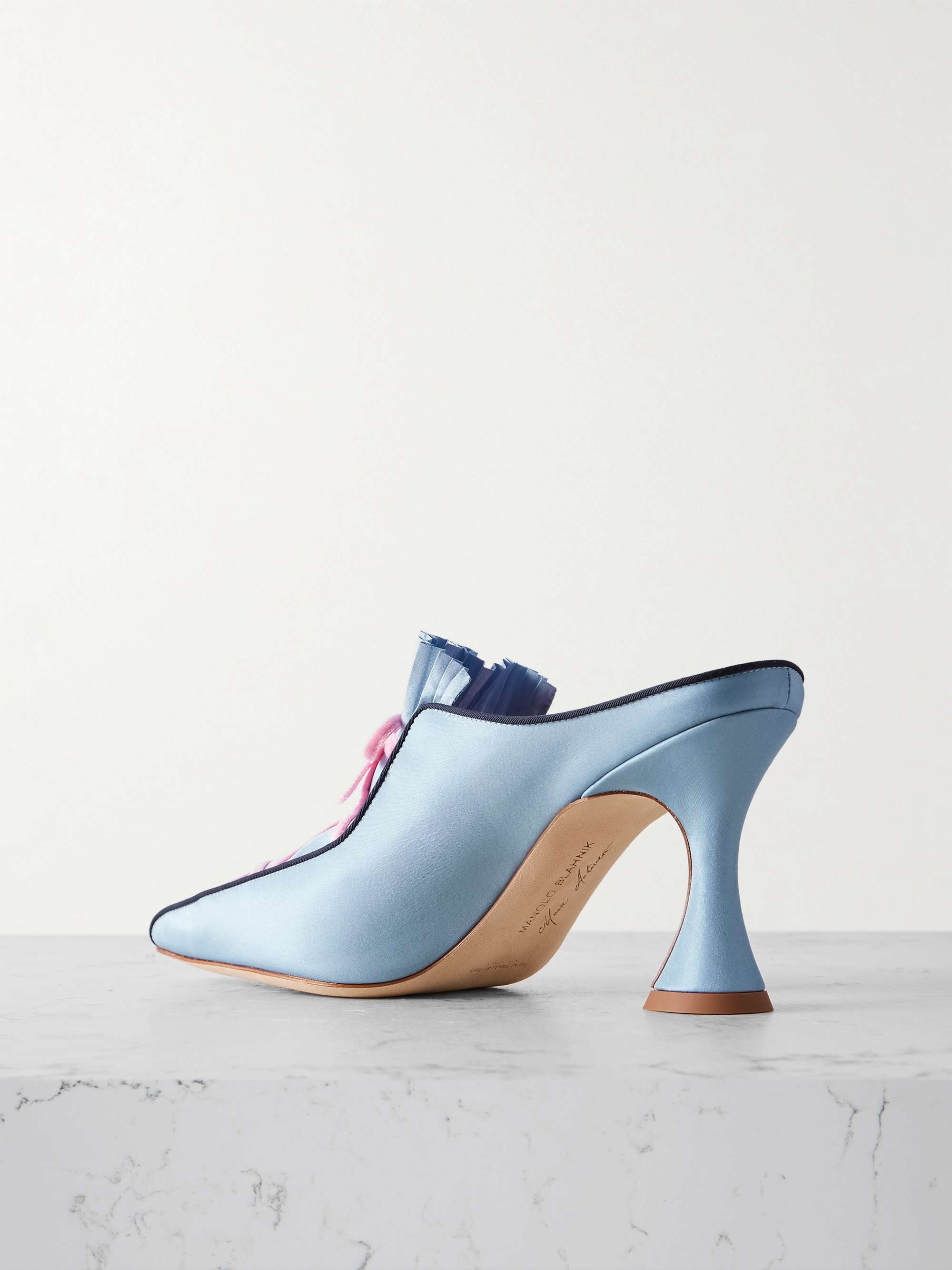MANOLO BLAHNIK