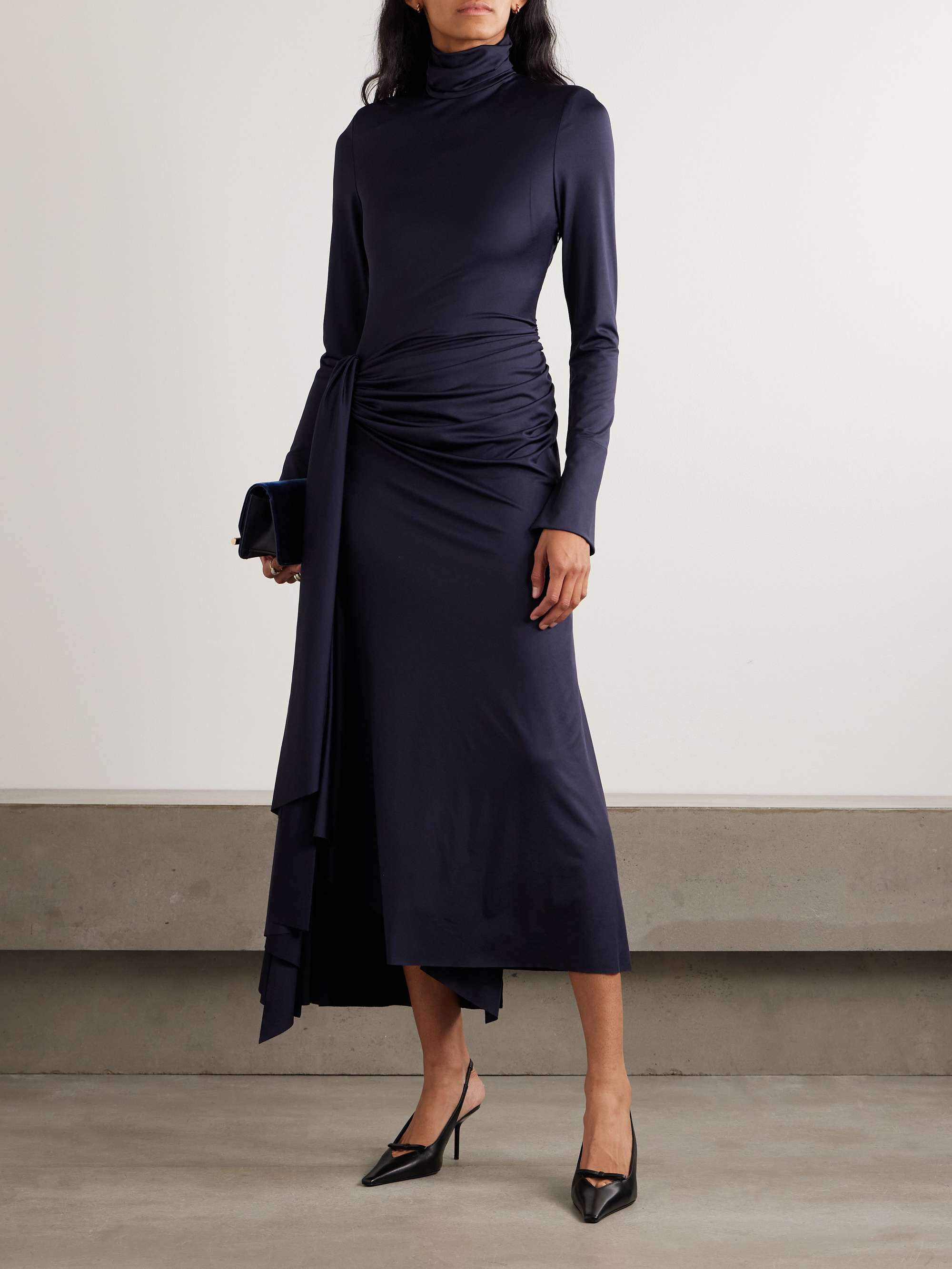 VICTORIA BECKHAM