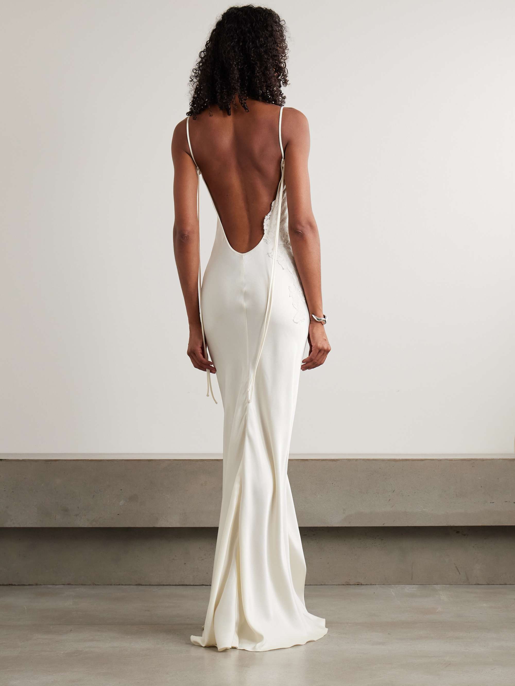 VICTORIA BECKHAM