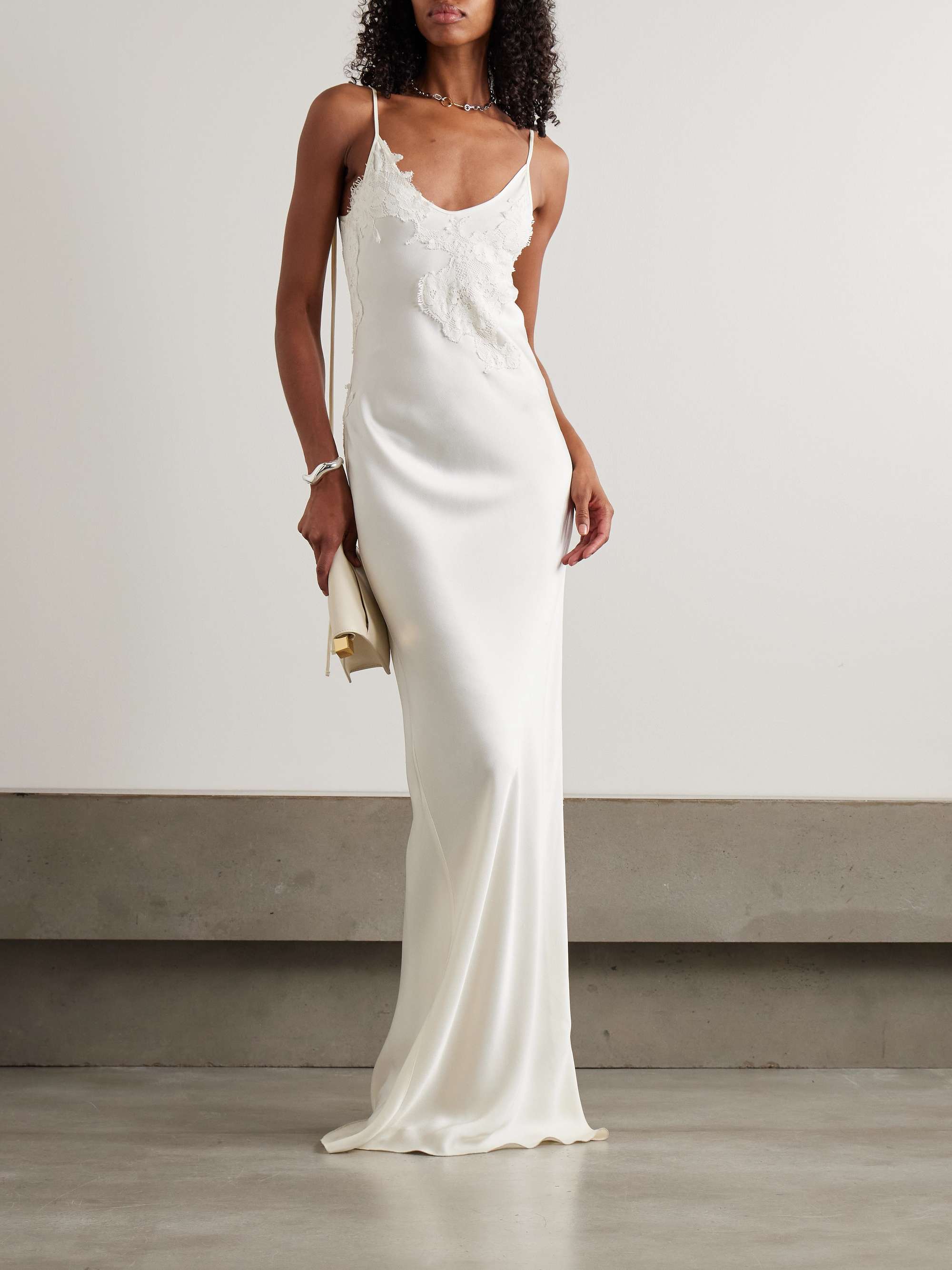 VICTORIA BECKHAM