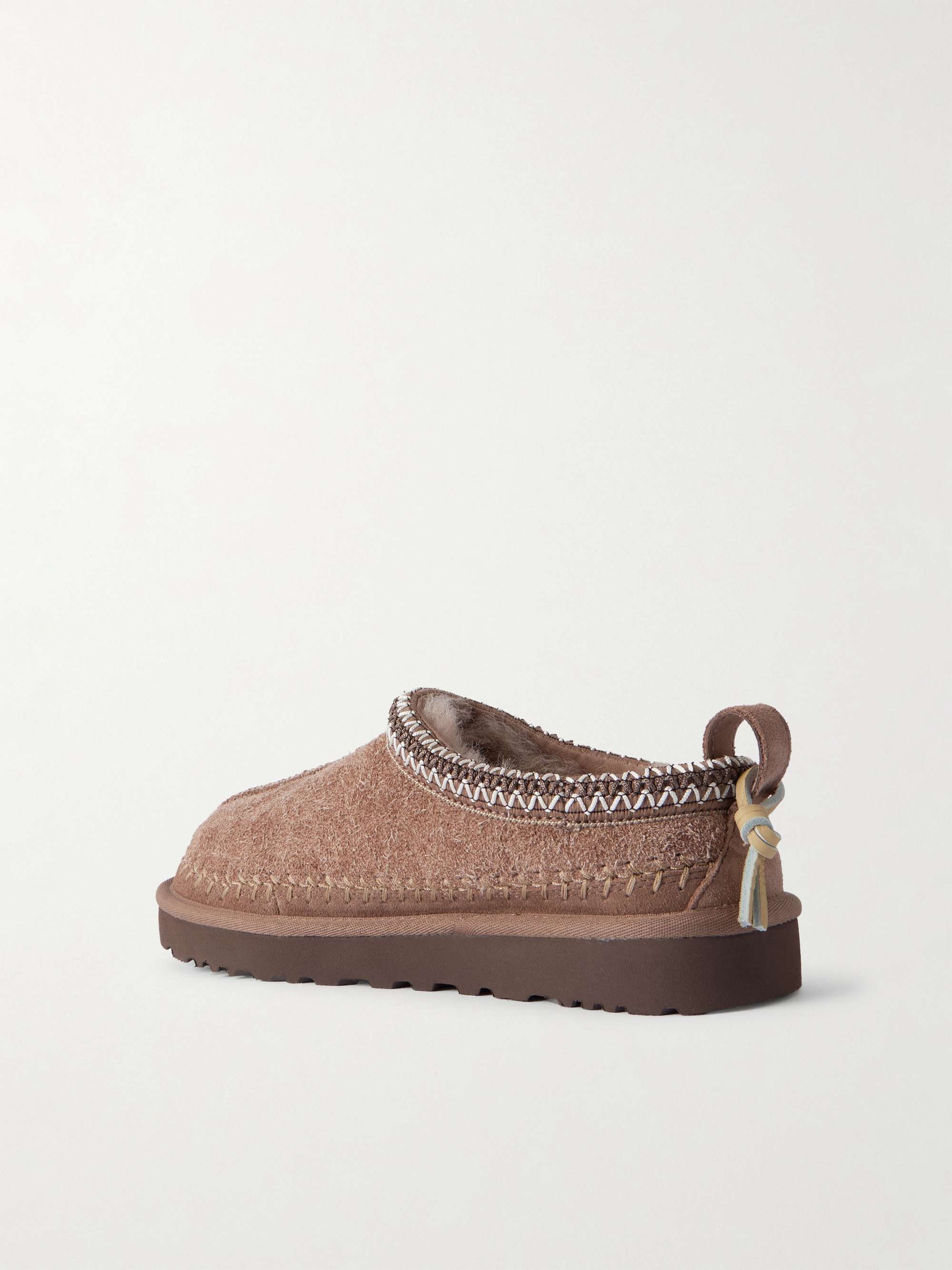 UGG