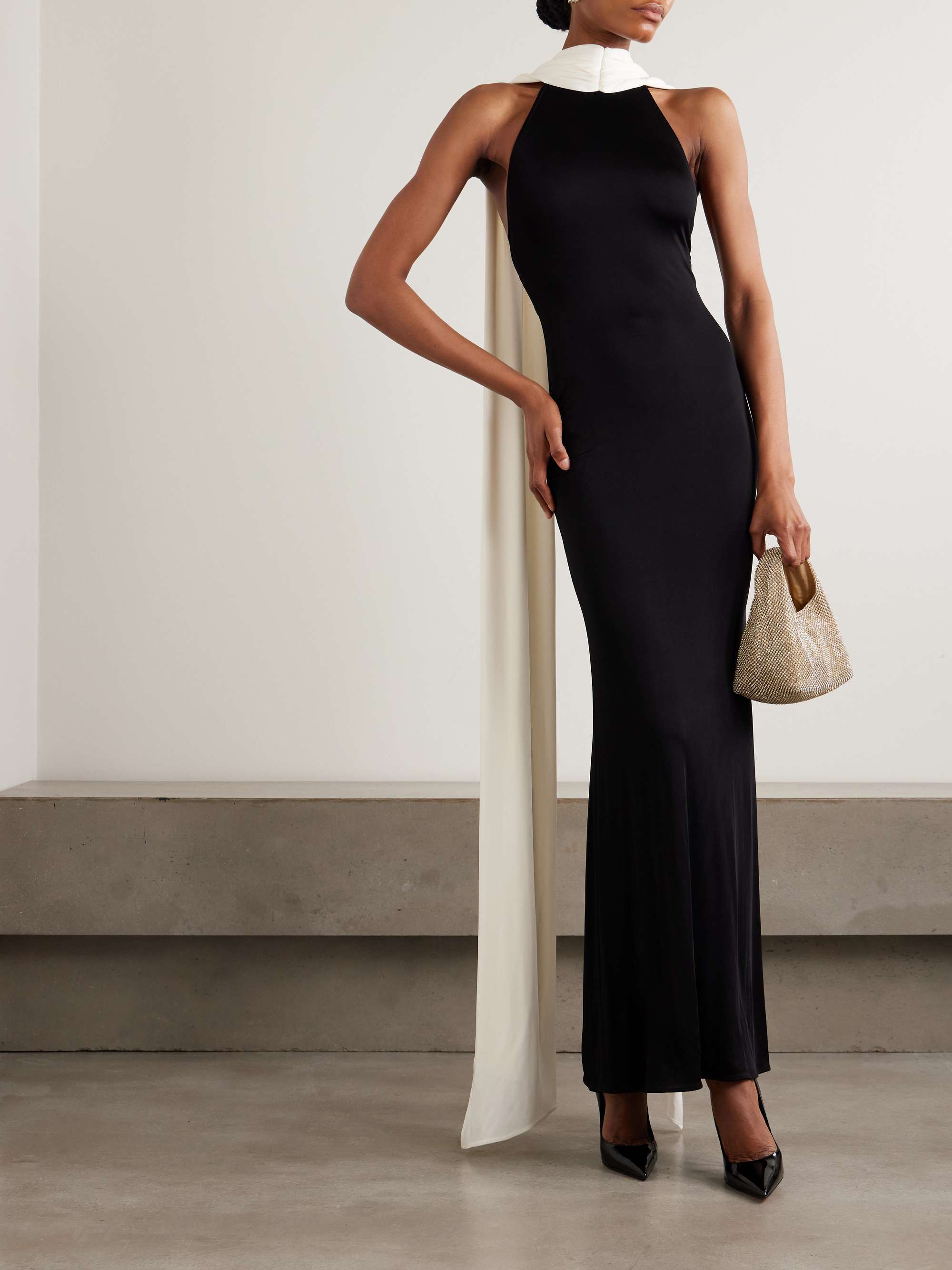 THE NEW ARRIVALS ILKYAZ OZEL