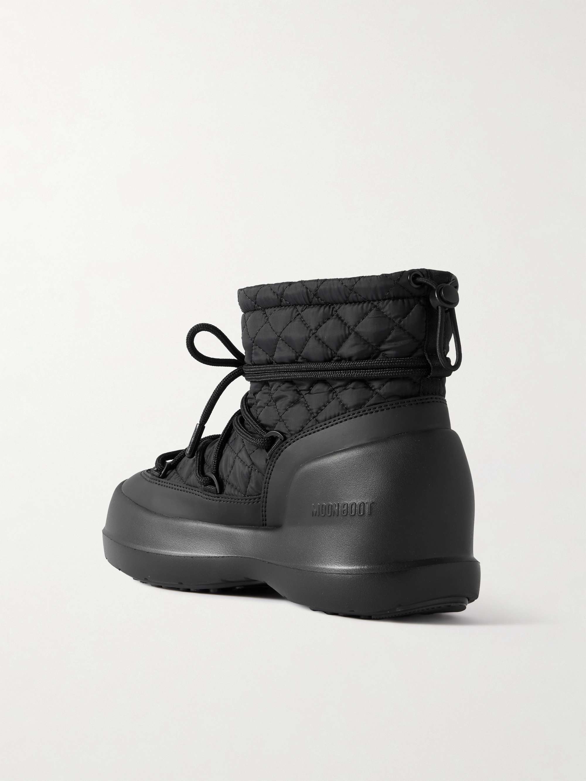 MOON BOOT