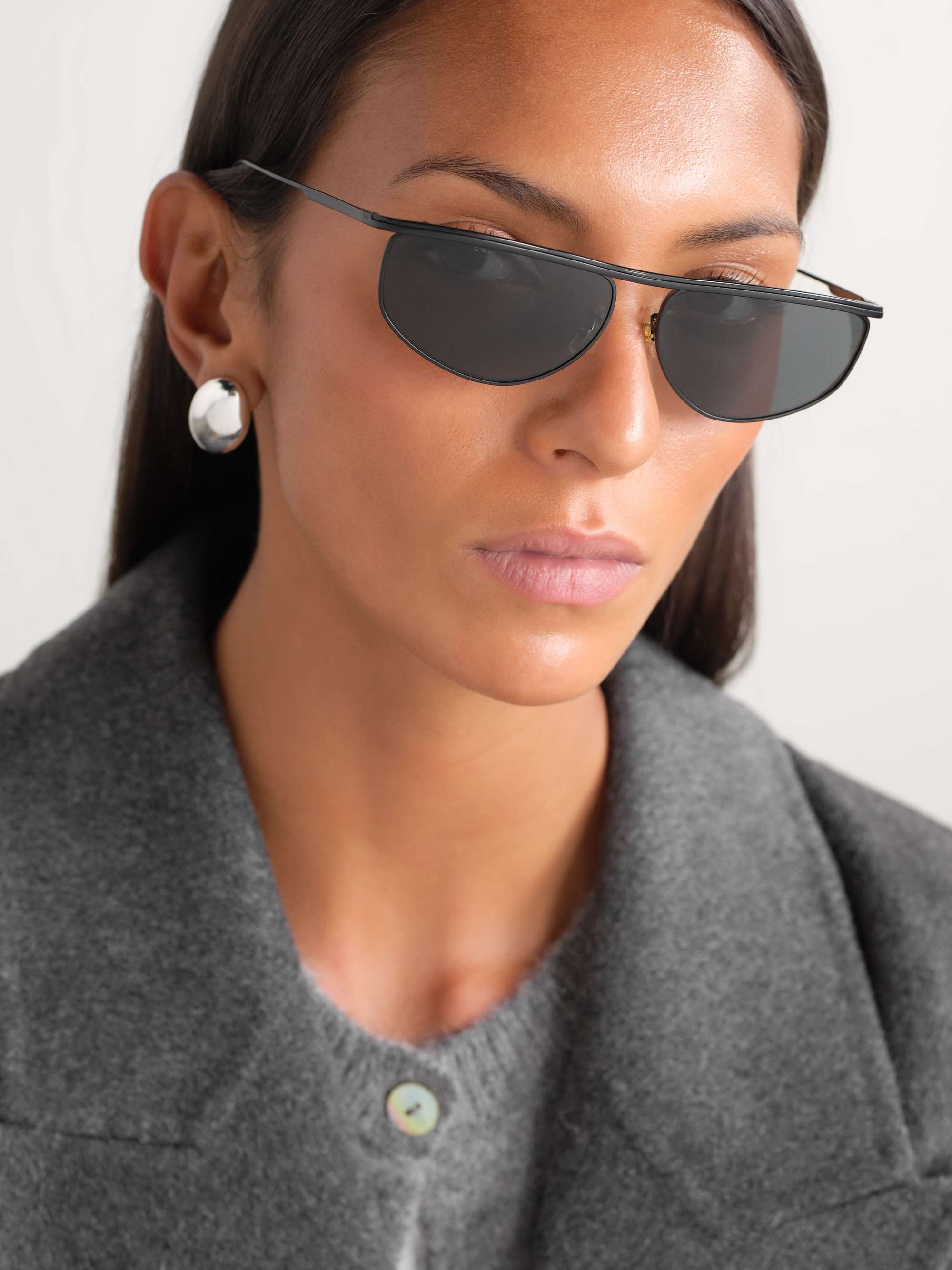 OLIVER PEOPLES