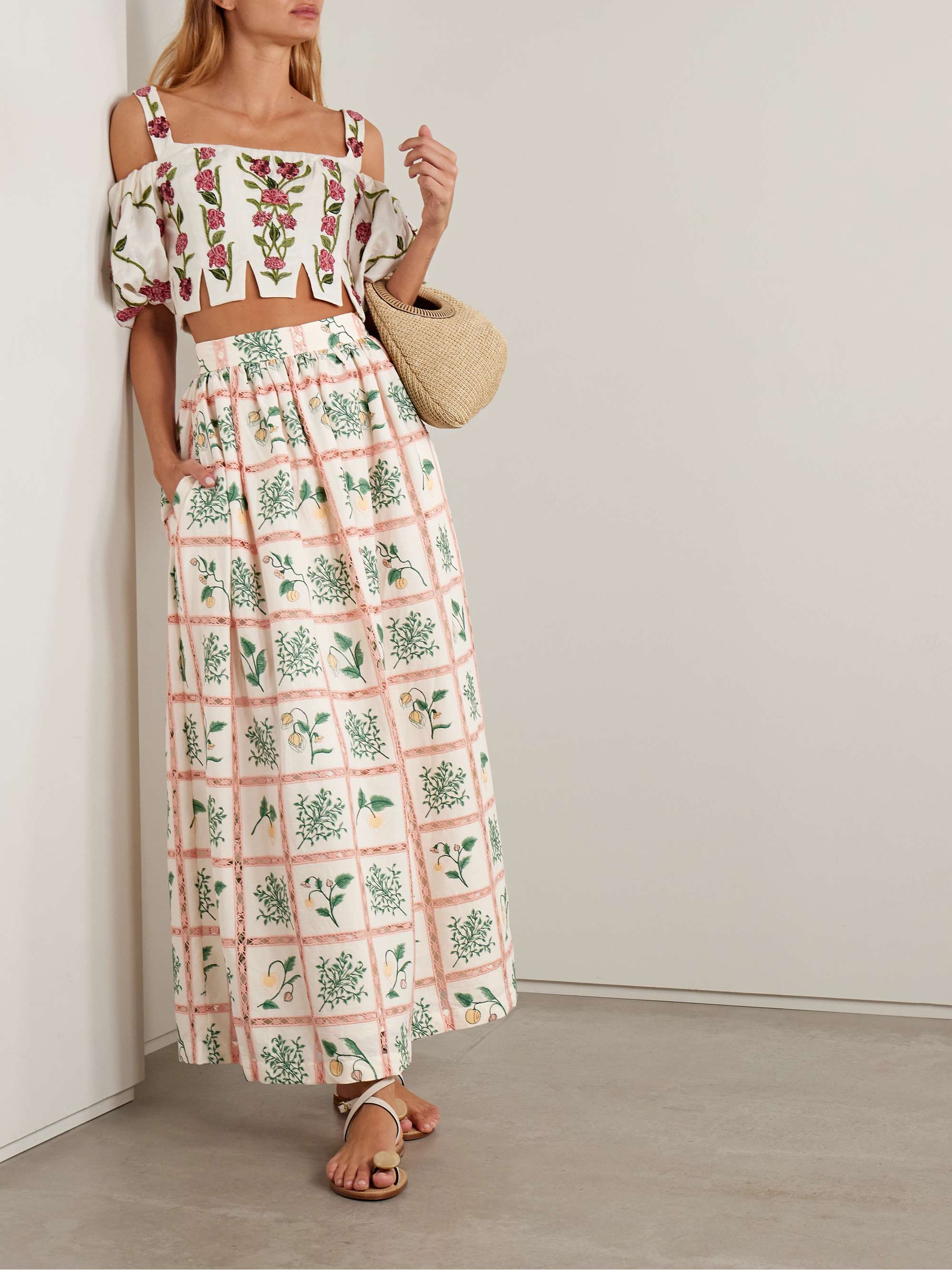 AGUA BY AGUA BENDITA