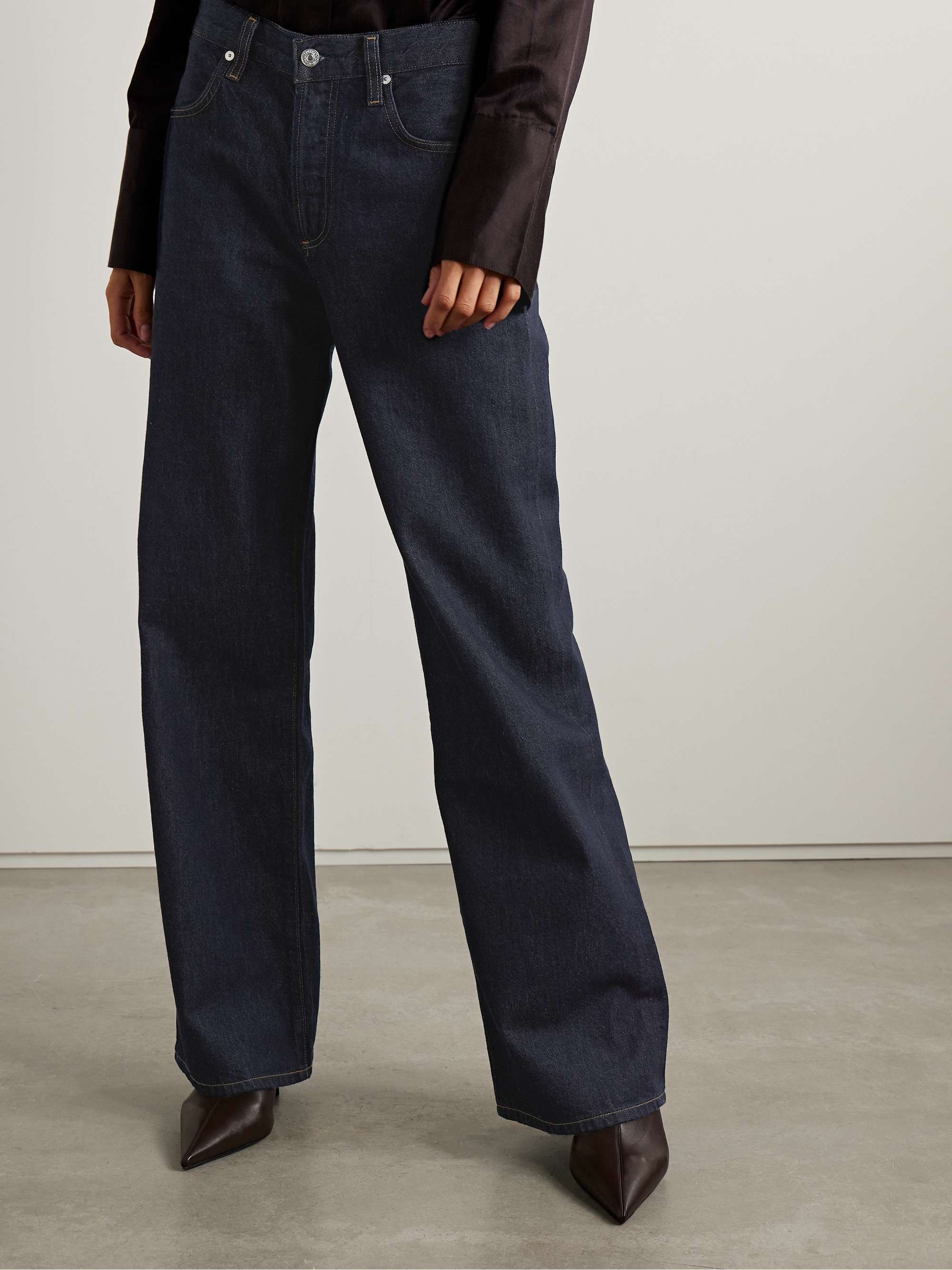 CITIZENS OF HUMANITY