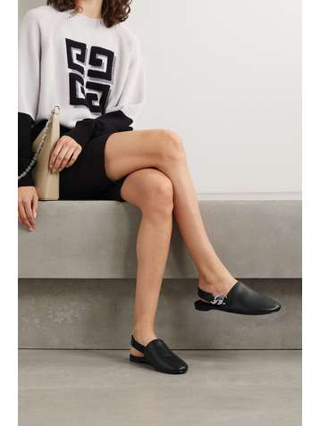 GIVENCHY Flache Slingback-Schuhe aus Leder mit Kette