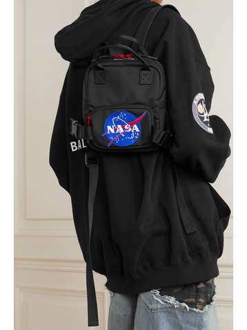 BALENCIAGA Space XS Rucksack aus recyceltem Canvas mit Applikationen