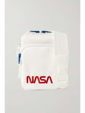 BALENCIAGA NASA Space Schultertasche aus recyceltem Nylon mit Stickerei