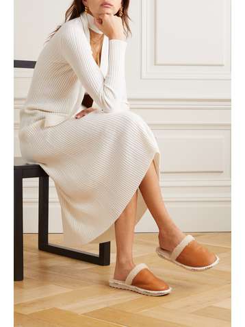 CHLOÉ Woody Slippers aus Leder und Shearling mit Logoprint
