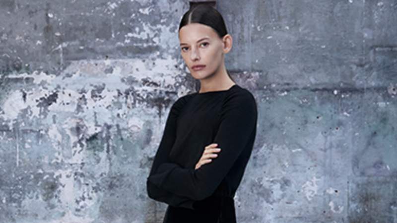 TotemeEveningCapsule_01_21NOV_Exitgate_Mobile_375x211