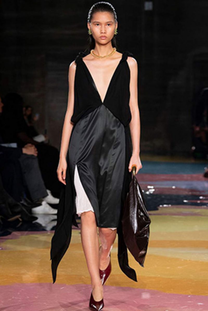 WhattoWeartoaWedding_01_19APRIL_Mobile_311x464