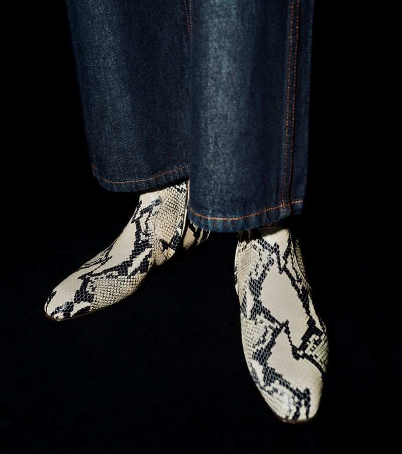 1346-x-1010-stocking-stuffers