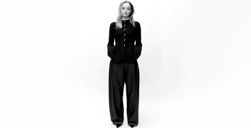 Sophie Turner Week 1_3