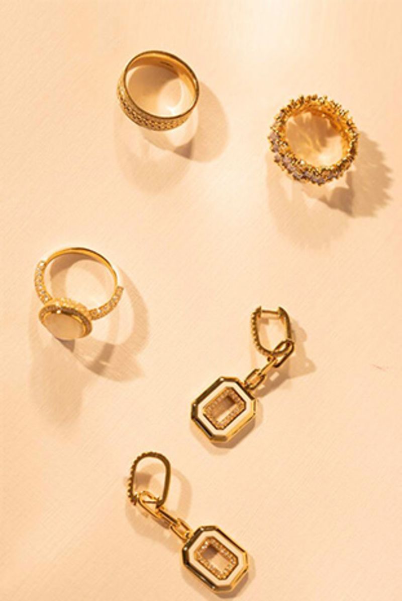 01_JUNE15_Mobile_311x464