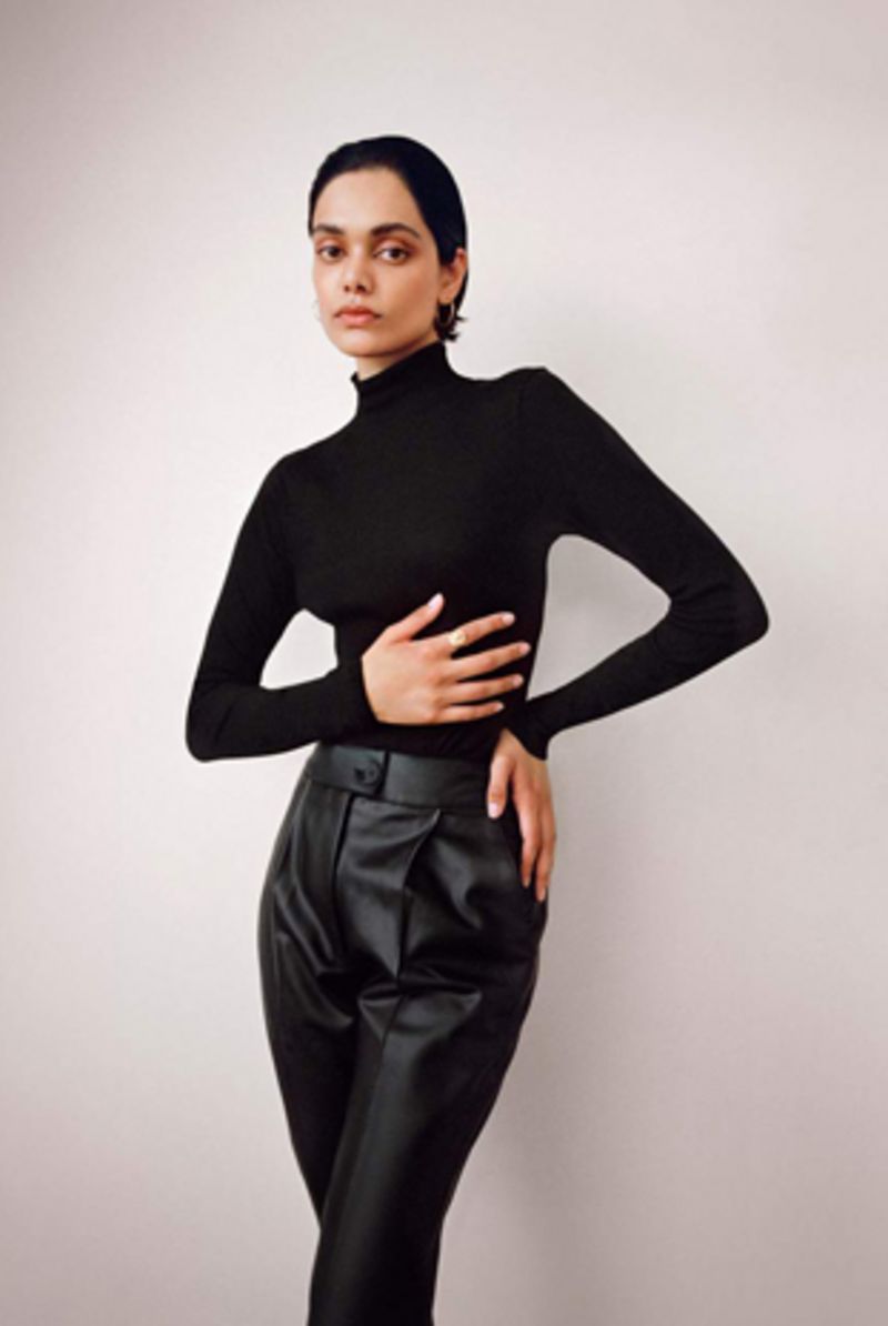 06_ZINNIAKUMAR_03AUG_MOBILE_311X464