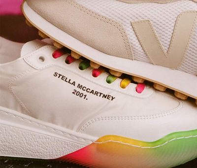 01_SNEAKERS_AUG16_LANDINGDESKTOP_596X508_OPT1