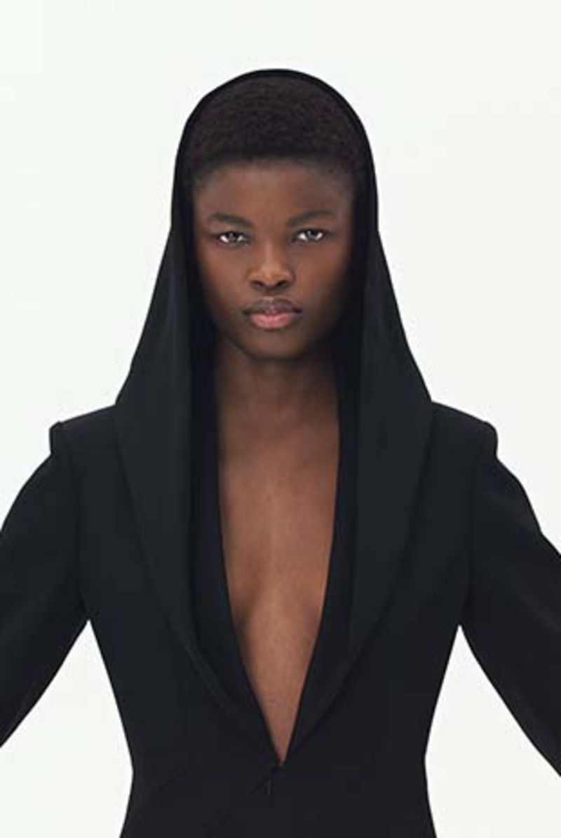 Alaia_03_15DEC_Mobile_311x464