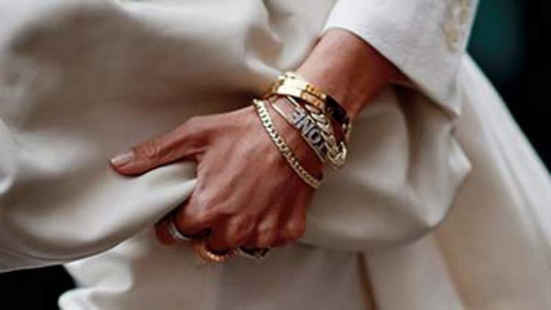 GenderlessJewels _01_08FEB_Exitgate_Mobile_375x211