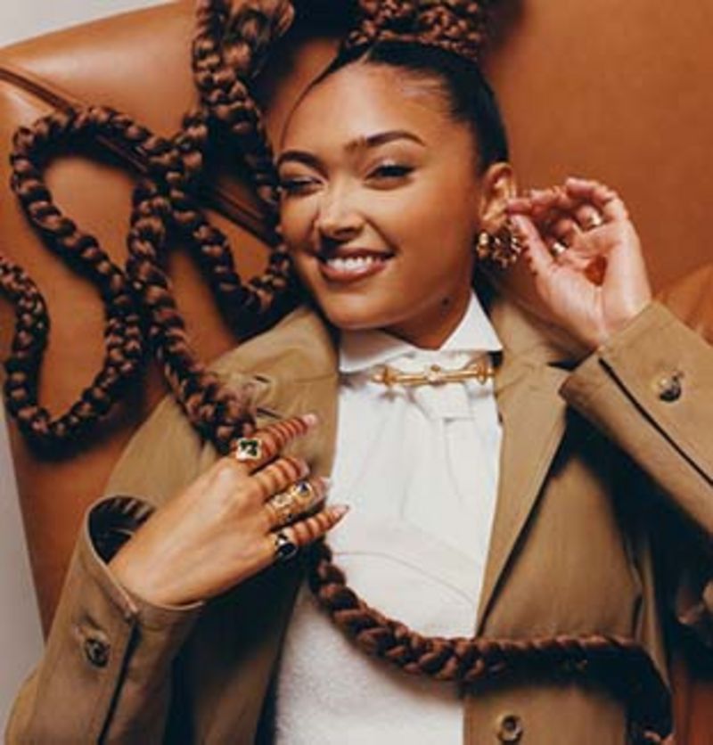 JoyCrookes_01_17MARCH_Landing_Mobile_311x325