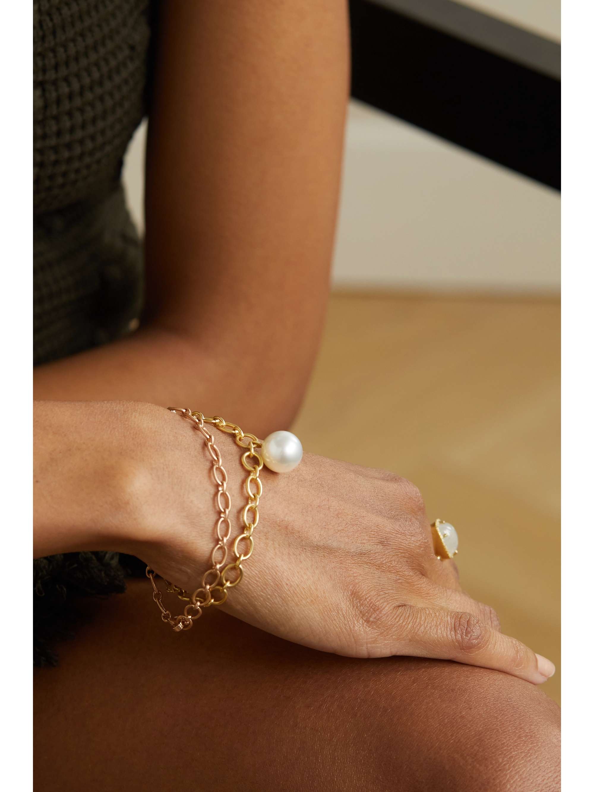 IRENE NEUWIRTH Gumball 18-karat gold pearl bracelet