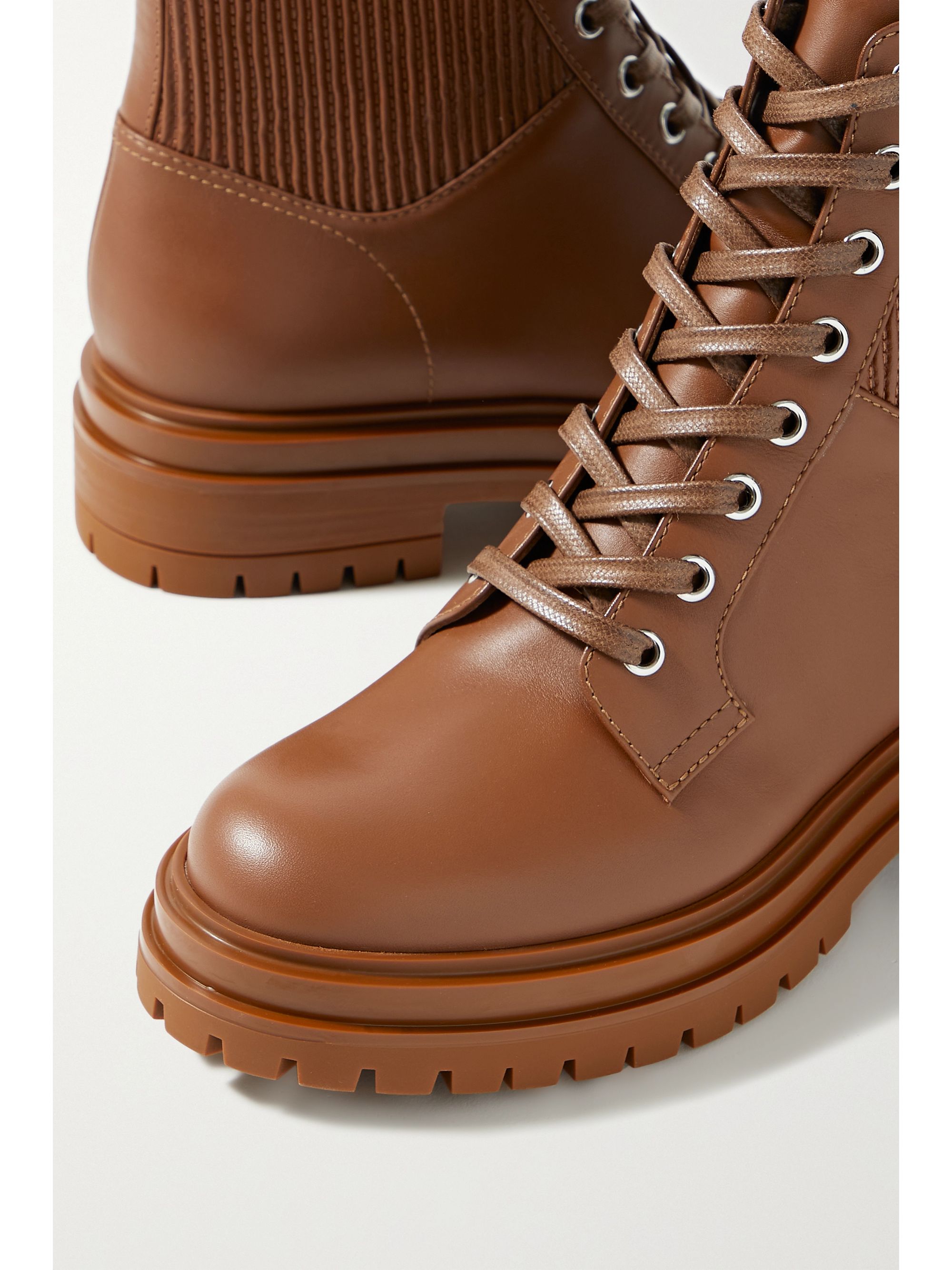 martis boots