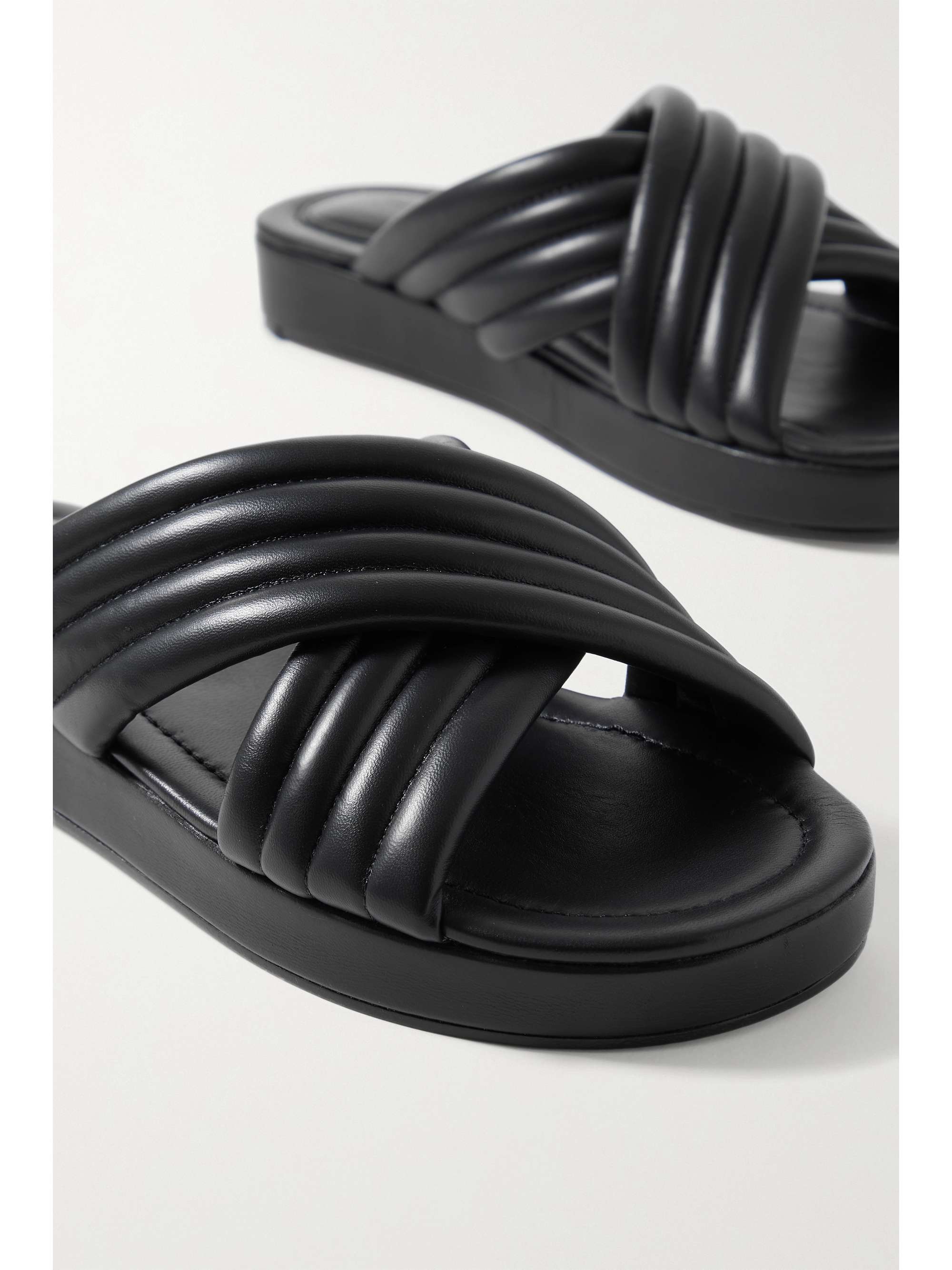 PORTE & PAIRE Quilted leather slides