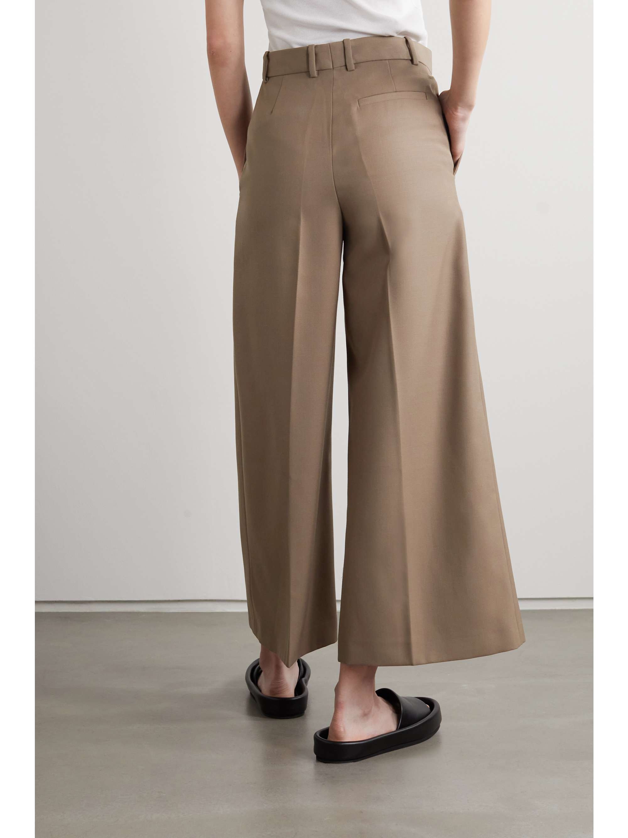 wide legged pants 2018