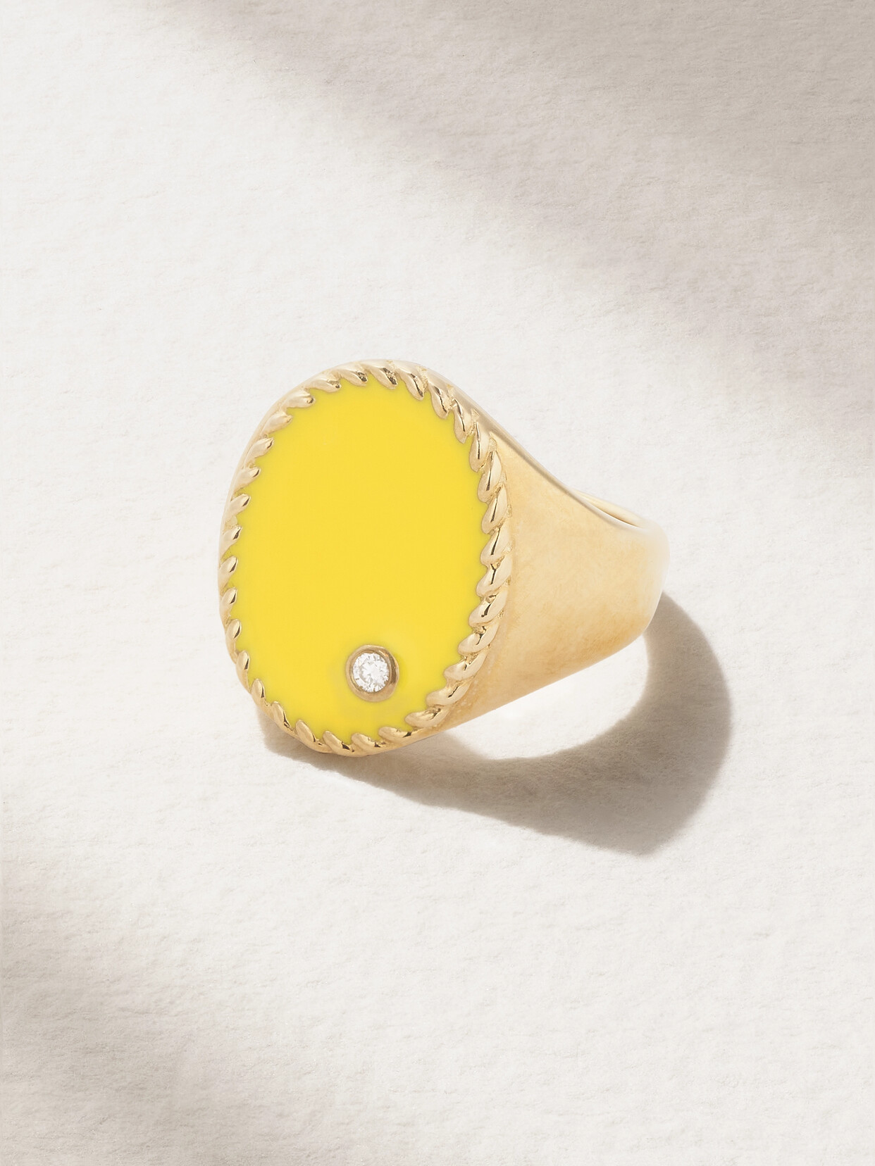 Yvonne Léon 9-karat Gold, Enamel And Diamond Signet Ring - 5