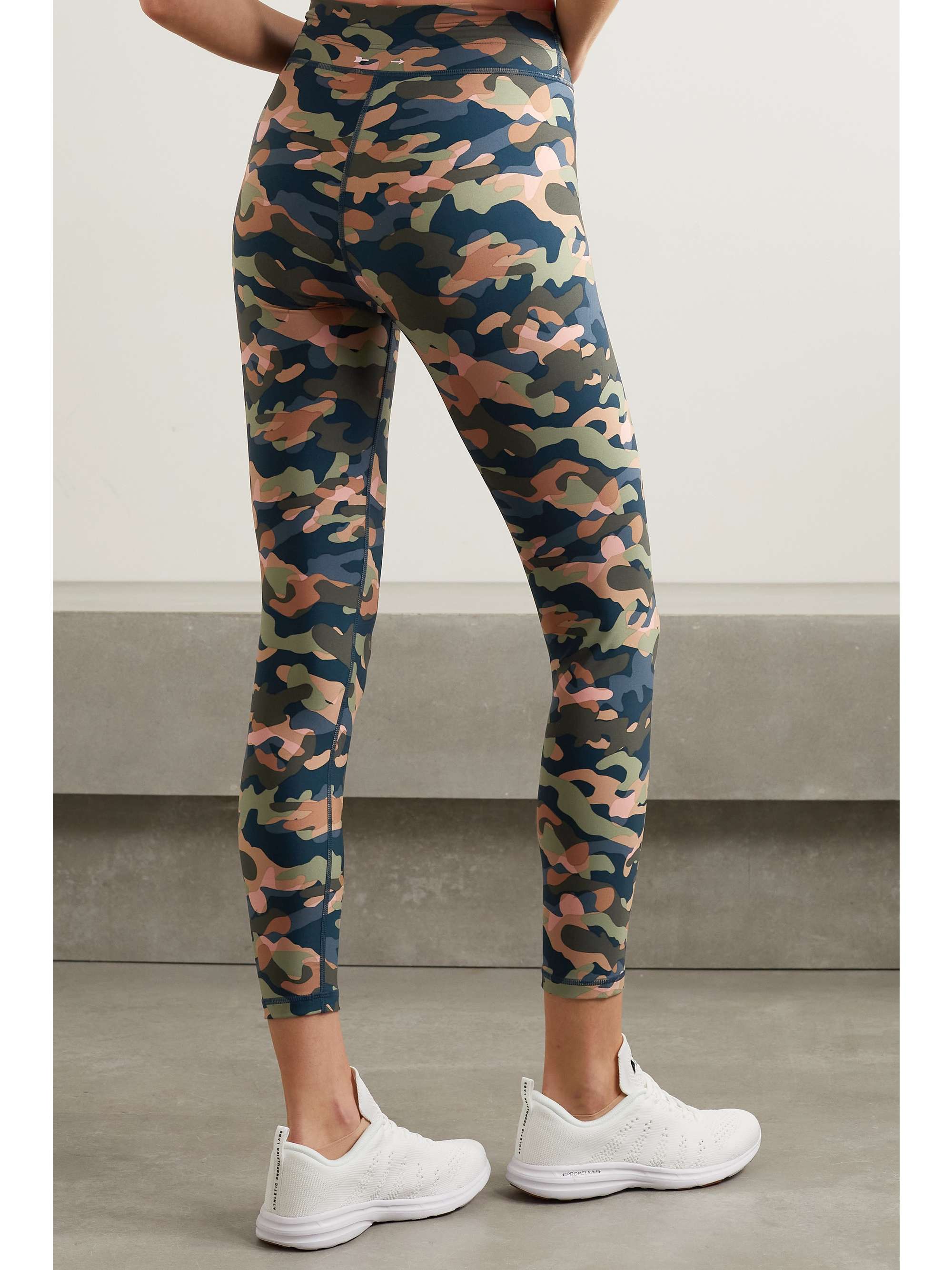 Army green Himalaya camouflage-print 
