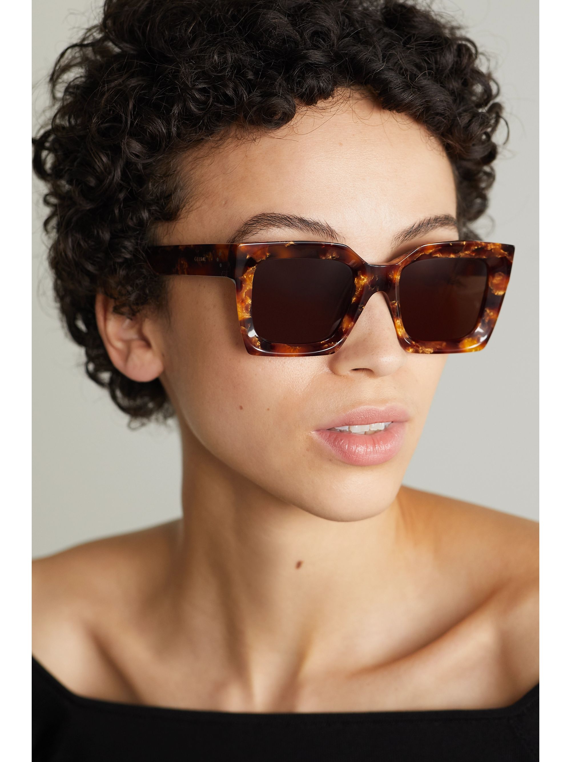 Celine Tortoise Shell Glasses 2024 favors