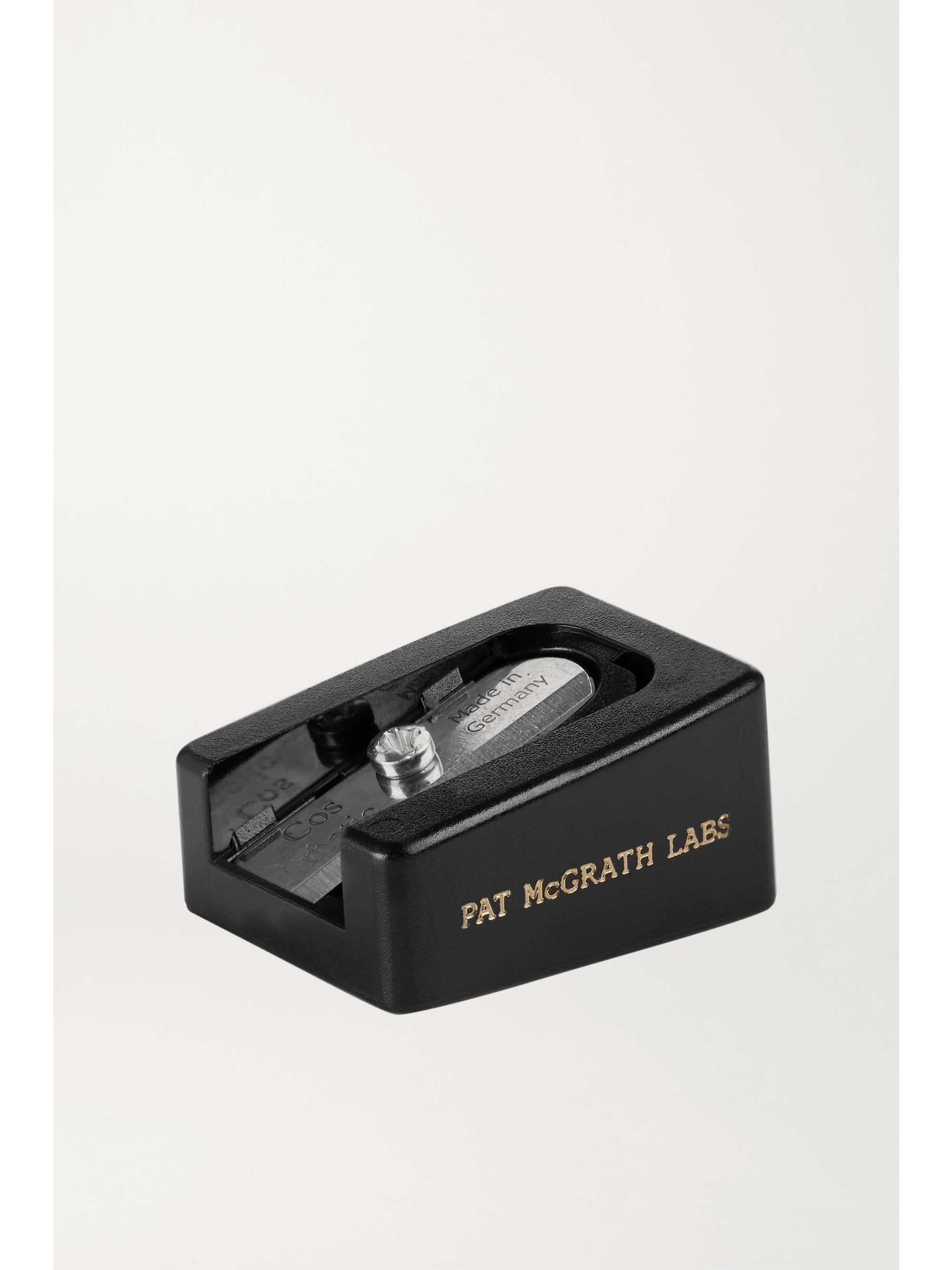 PAT MCGRATH LABS Permagel Ultra Glide Eye Pencil – BLK Coffee – Kajal
