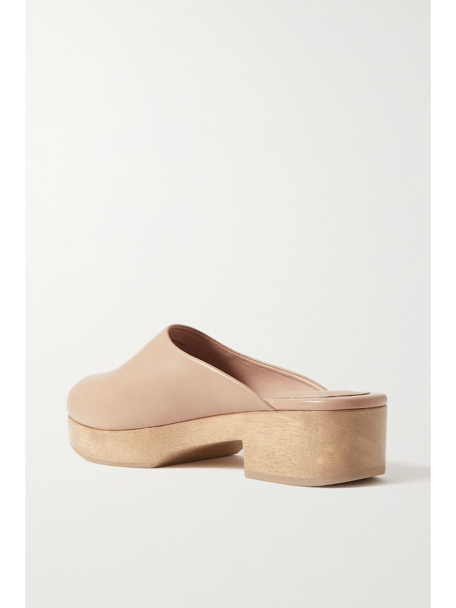 bass outlet slippers