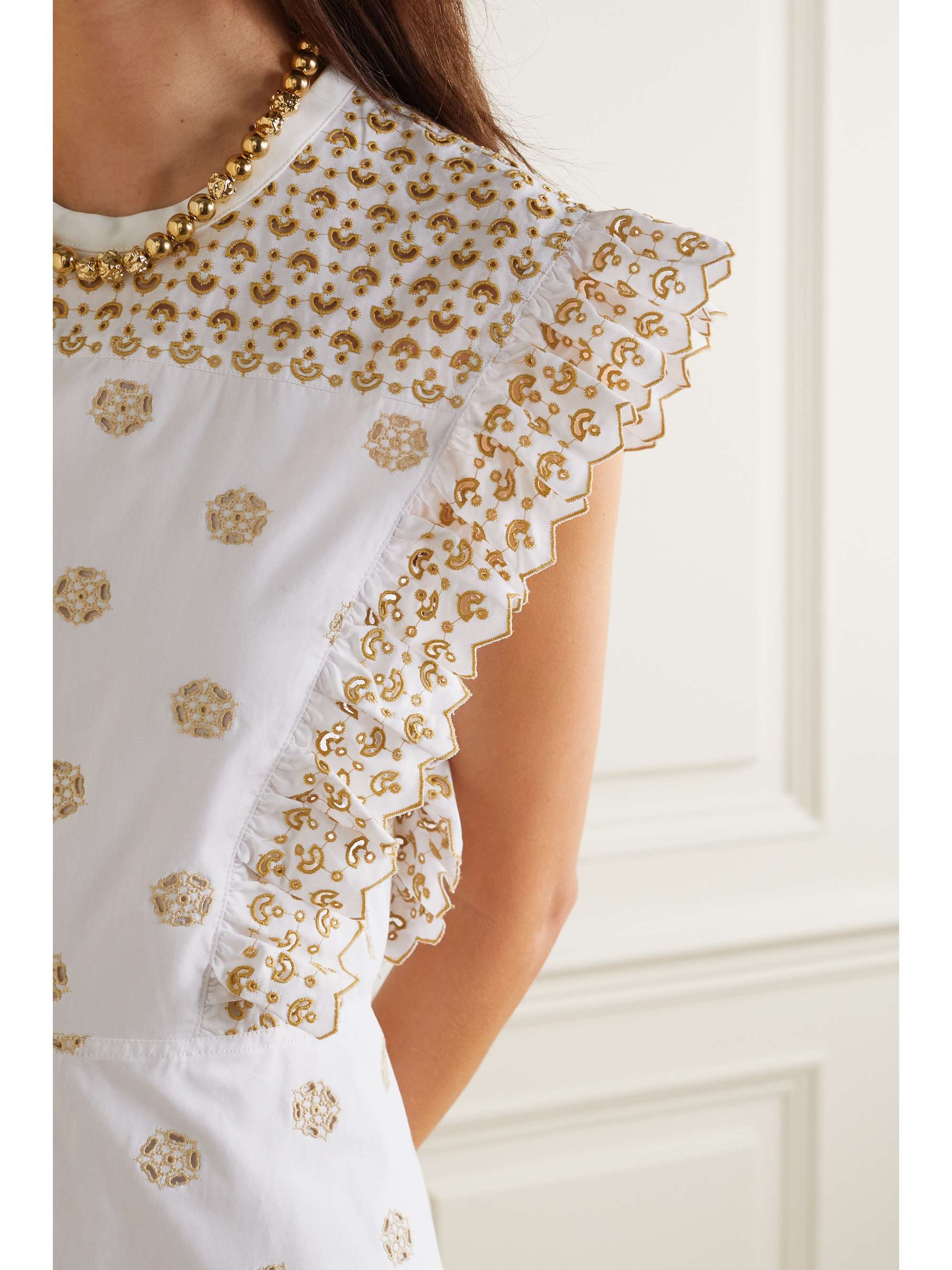 neted gown