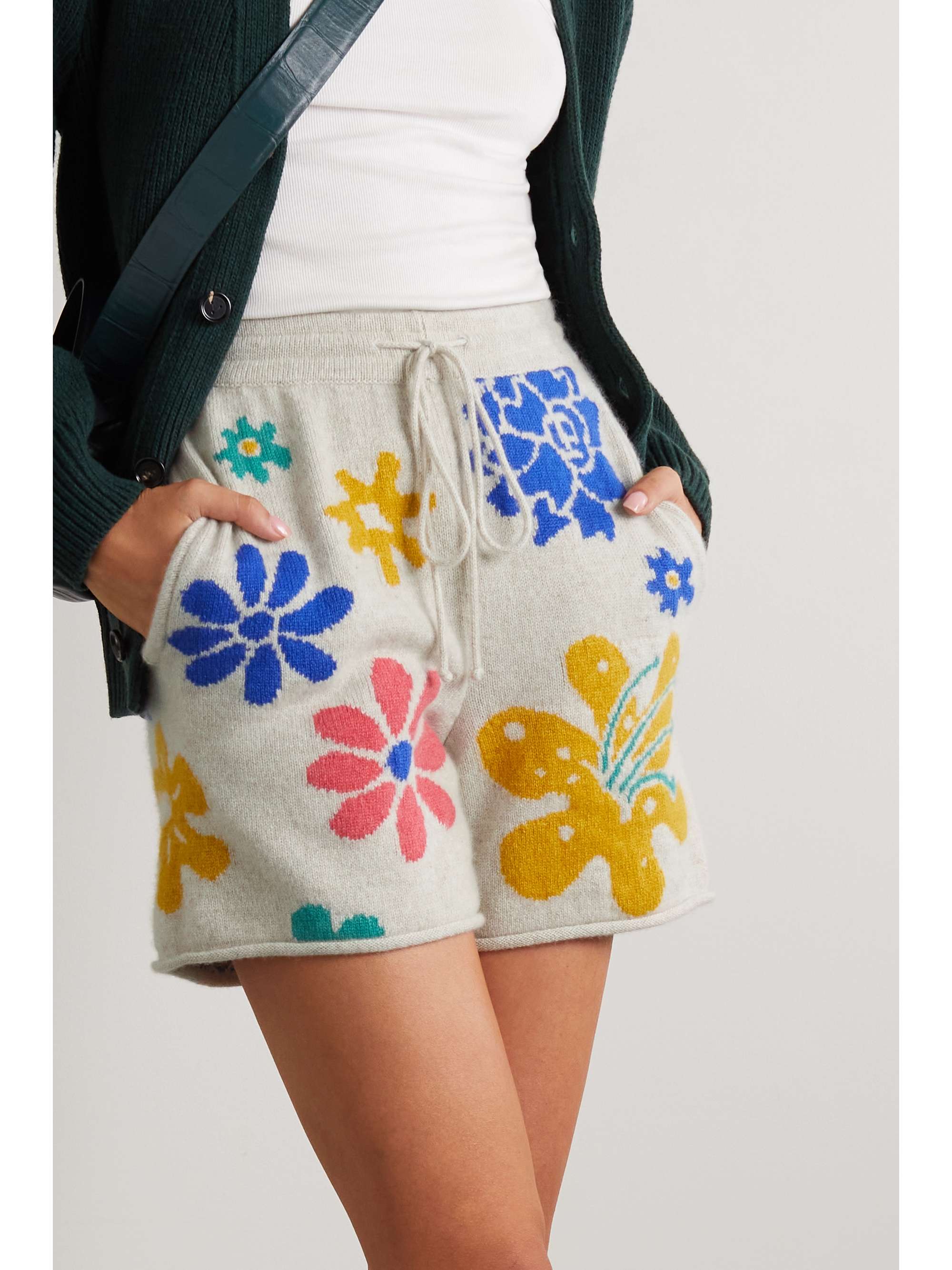 THE ELDER STATESMAN Sound Flowers intarsia cashmere shorts