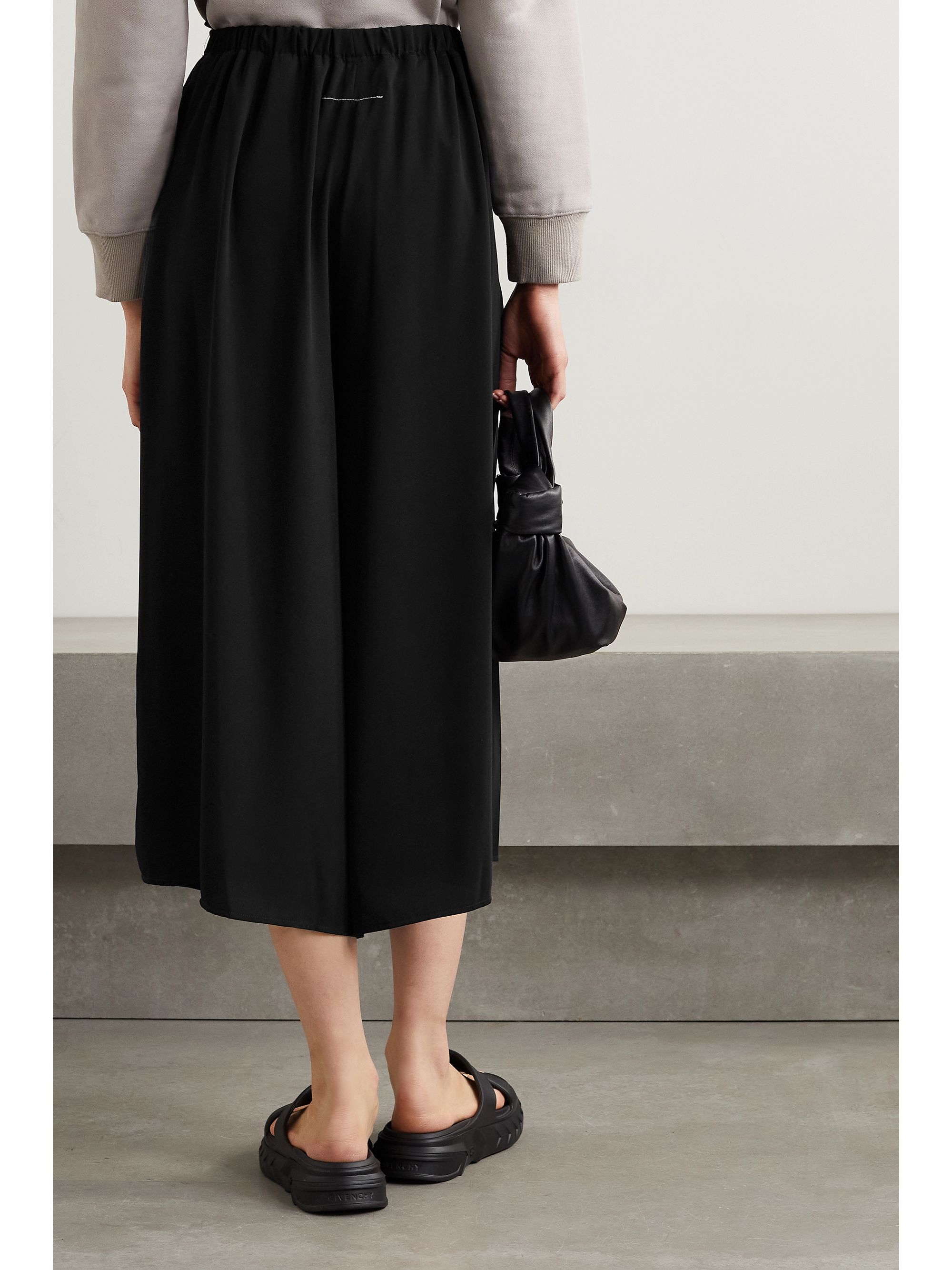 Black Pleated Crepe Culottes Mm6 Maison Margiela Net A Porter