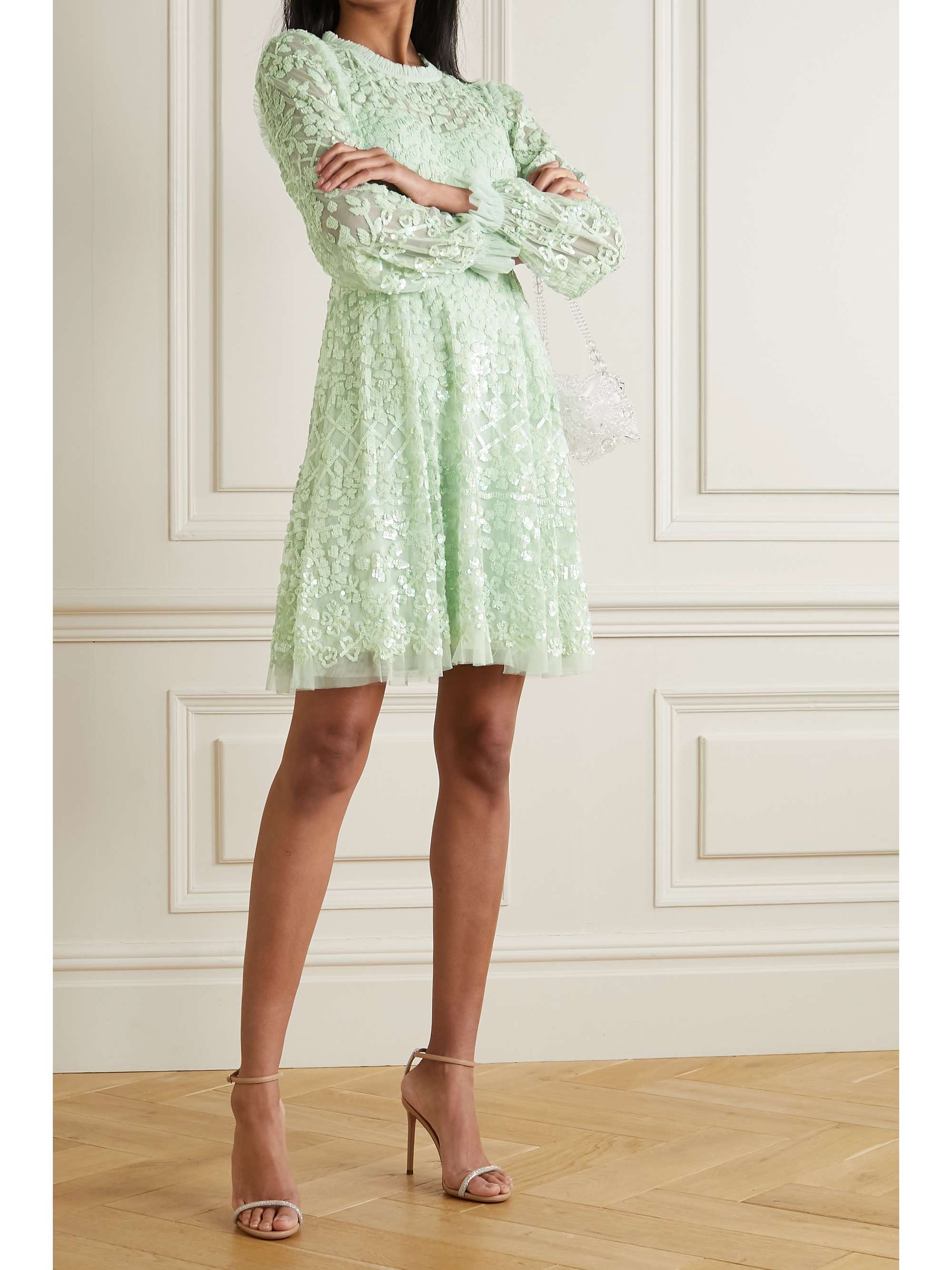 Net a porter needle and thread outlet