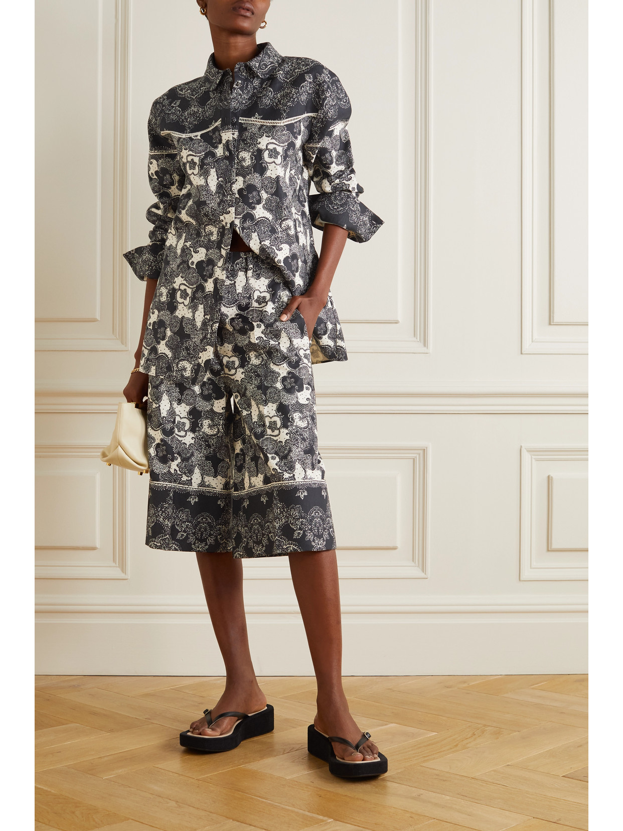 Brock Collection Tam Paisley-print Linen And Cotton-blend Culottes In Black