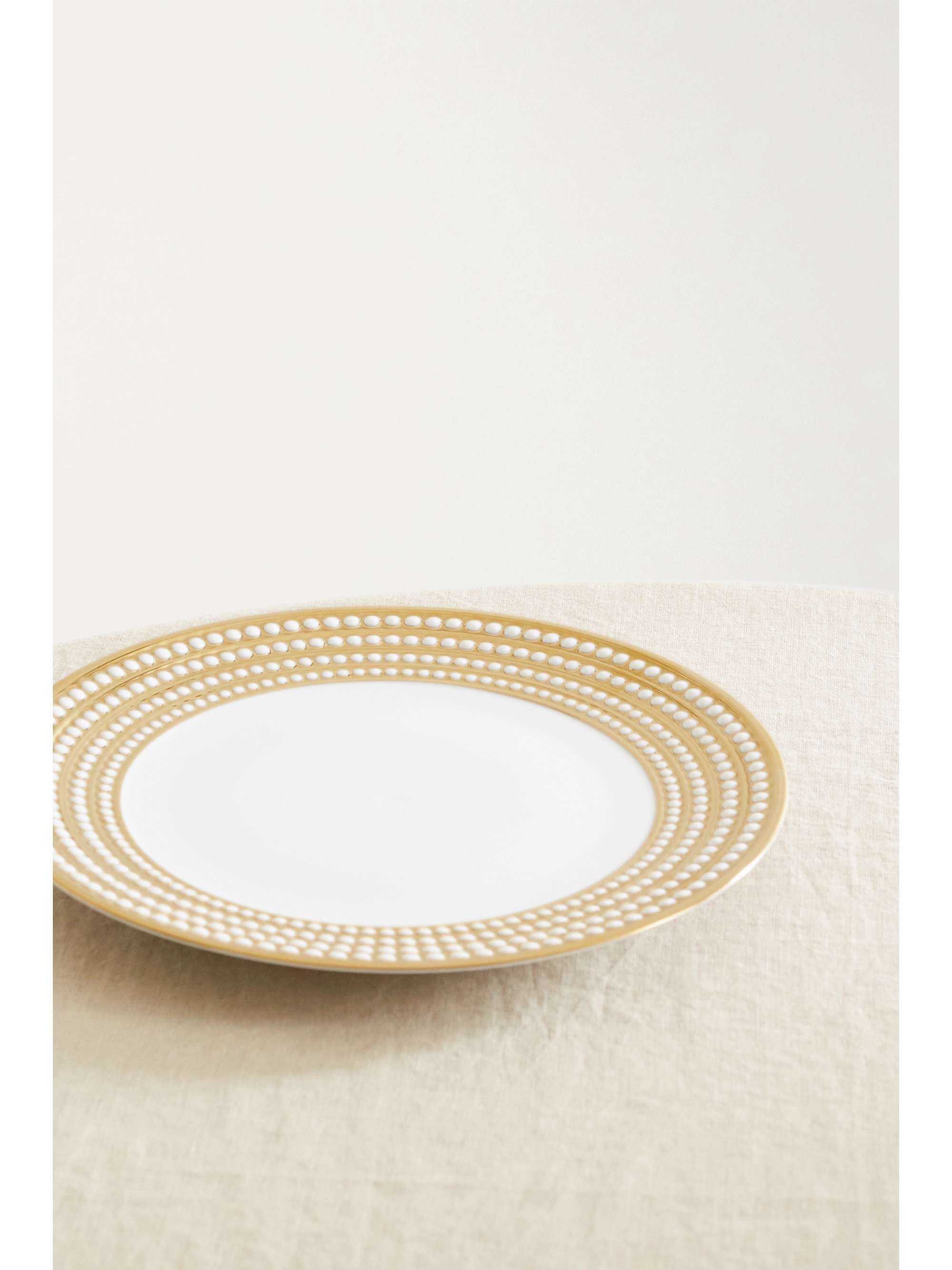 L'OBJET Perlée 32cm gold-plated porcelain charger plate