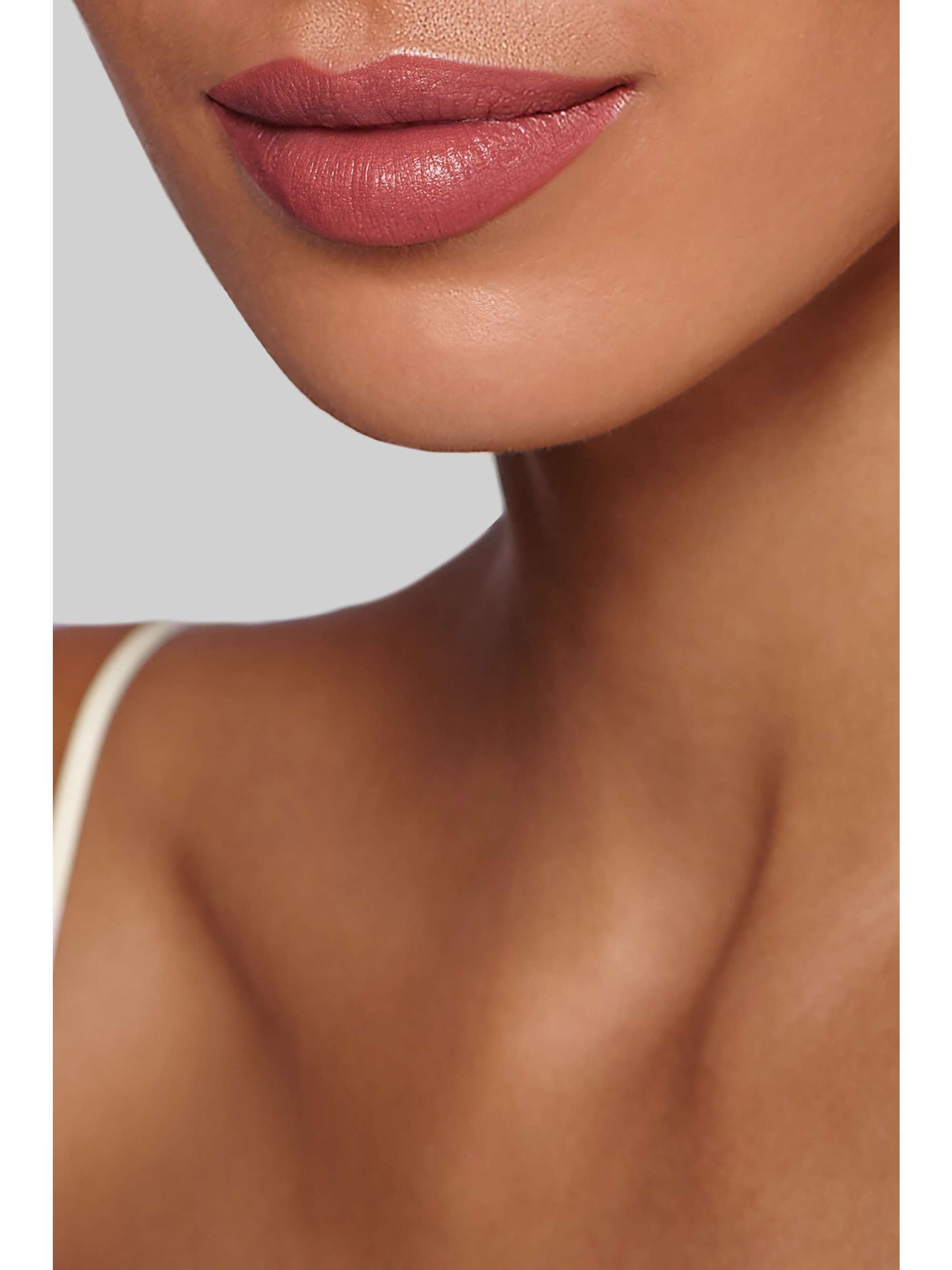GUCCI BEAUTY Rouge de Beauté Brillant Lipstick - Julie Blush 215